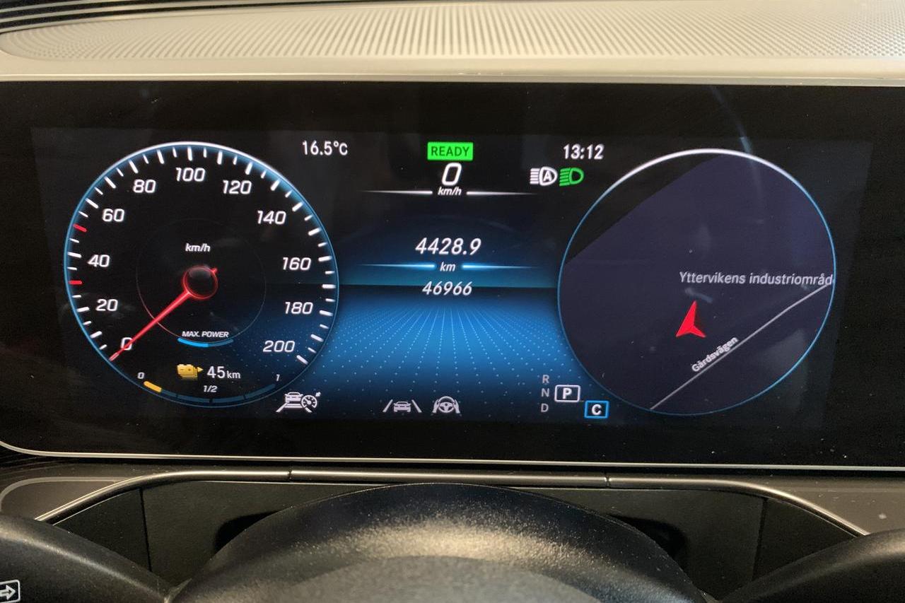 Mercedes EQC 400 4MATIC 80,0 kWh N293 (408hk) - 46 960 km - Automatyczna - szary - 2020