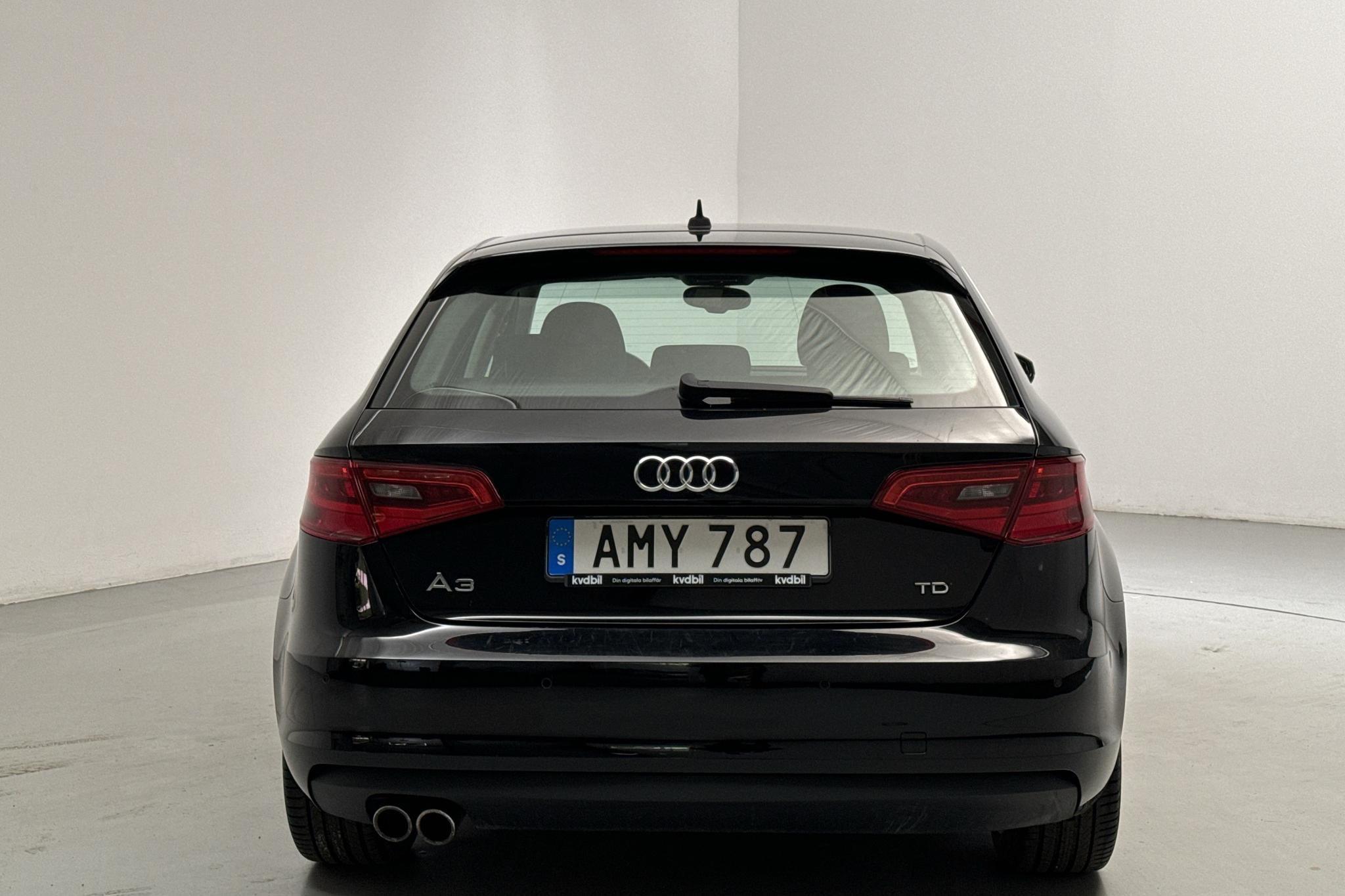 Audi A3 2.0 TDI Sportback (150hk) - 188 740 km - Automatic - black - 2015