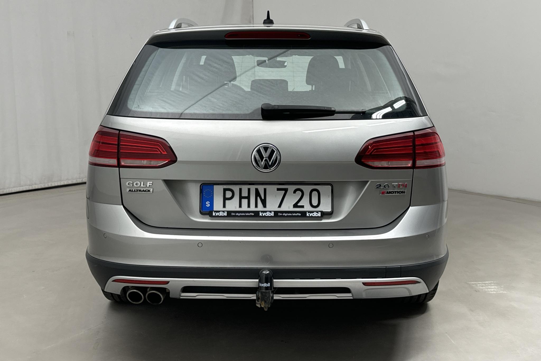 VW Golf Alltrack 2.0 TDI 4Motion (184hk) - 80 670 km - Automatyczna - srebro - 2017