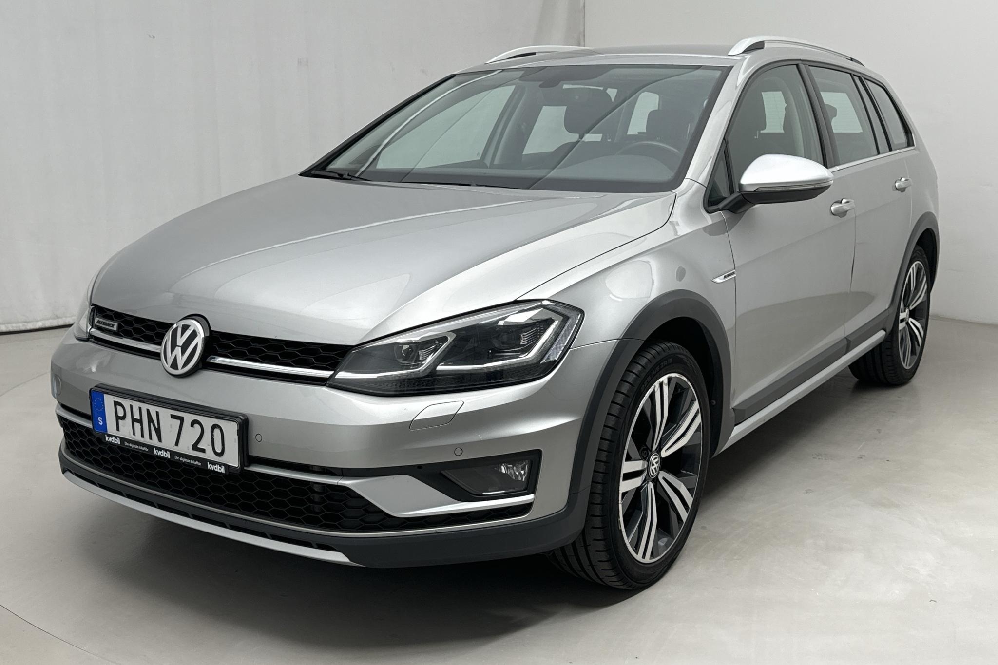 VW Golf Alltrack 2.0 TDI 4Motion (184hk) - 80 670 km - Automatic - silver - 2017