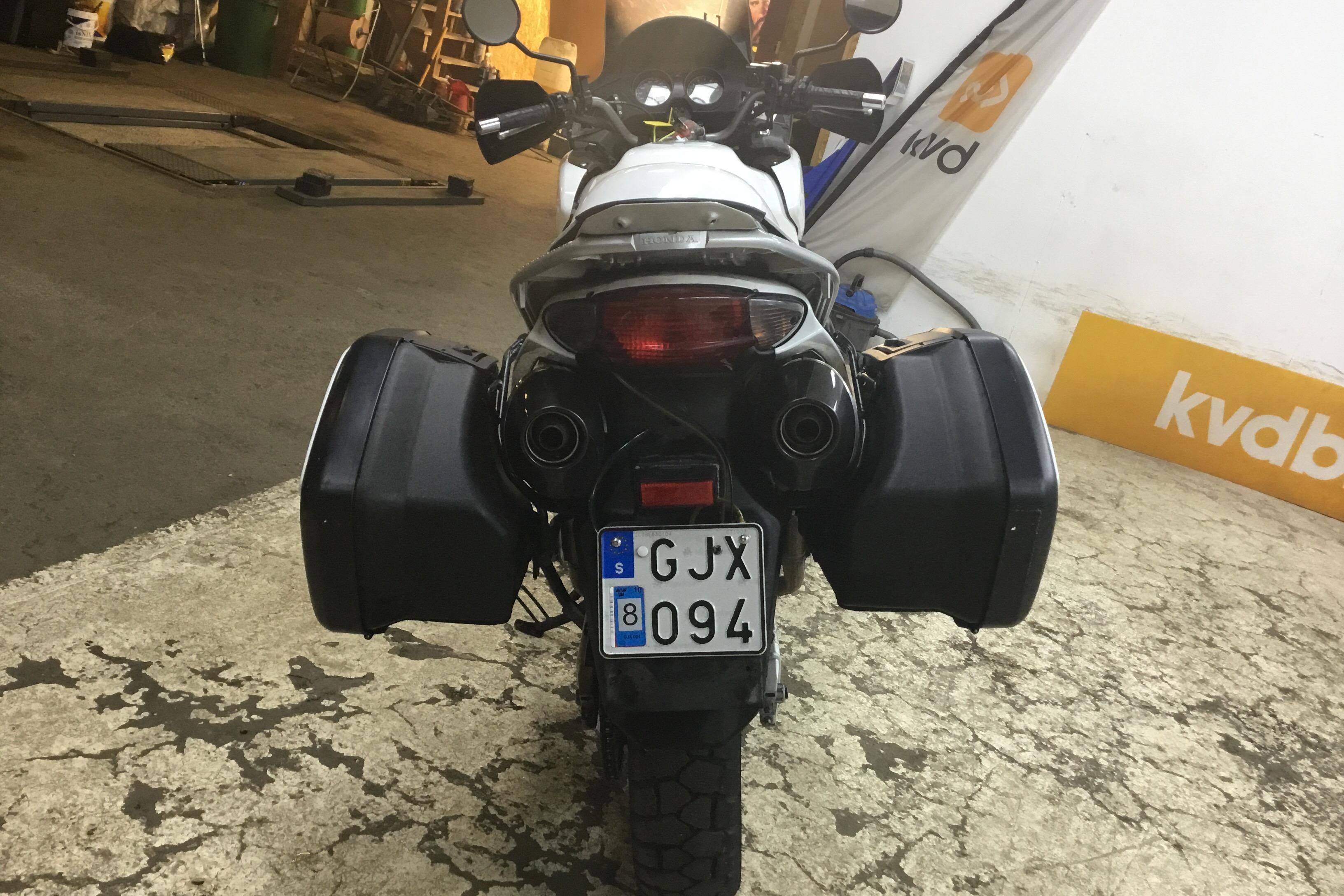 HONDA VARADERO XL1000VA  Motorcykel (Rep.objekt) - 41 800 km - Manuaalinen - 2008