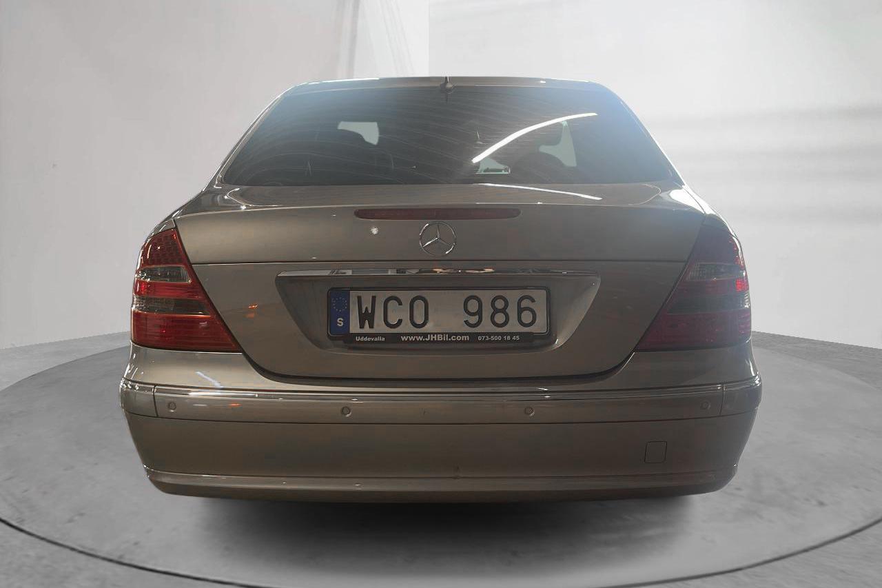 Mercedes E 500 4Matic W211 (306hk) - 15 730 mil - Automat - silver - 2005