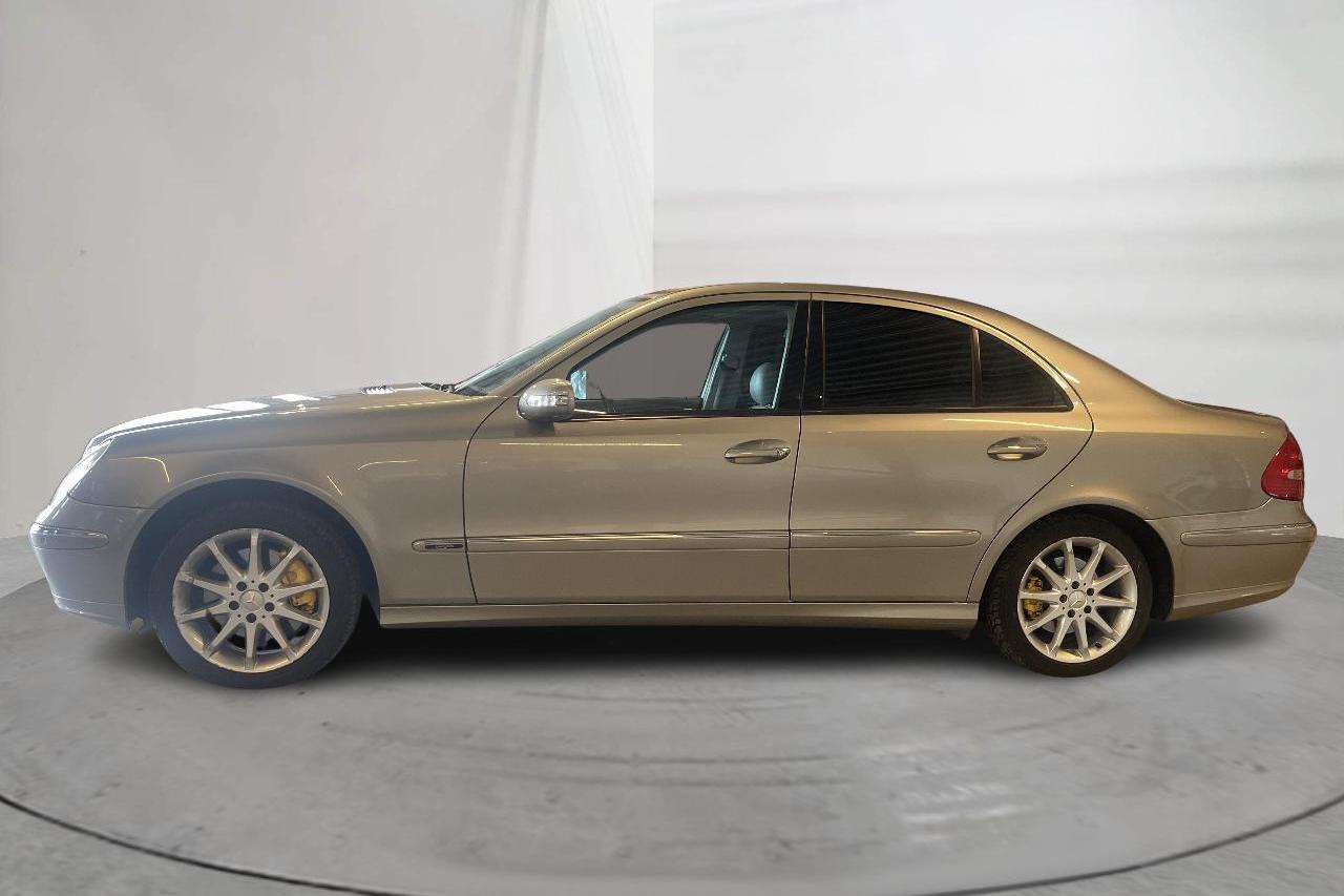 Mercedes E 500 4Matic W211 (306hk) - 15 730 mil - Automat - silver - 2005