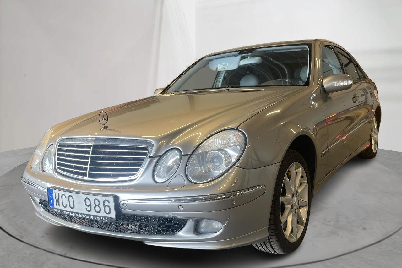 Mercedes E 500 4Matic W211 (306hk) - 15 730 mil - Automat - silver - 2005