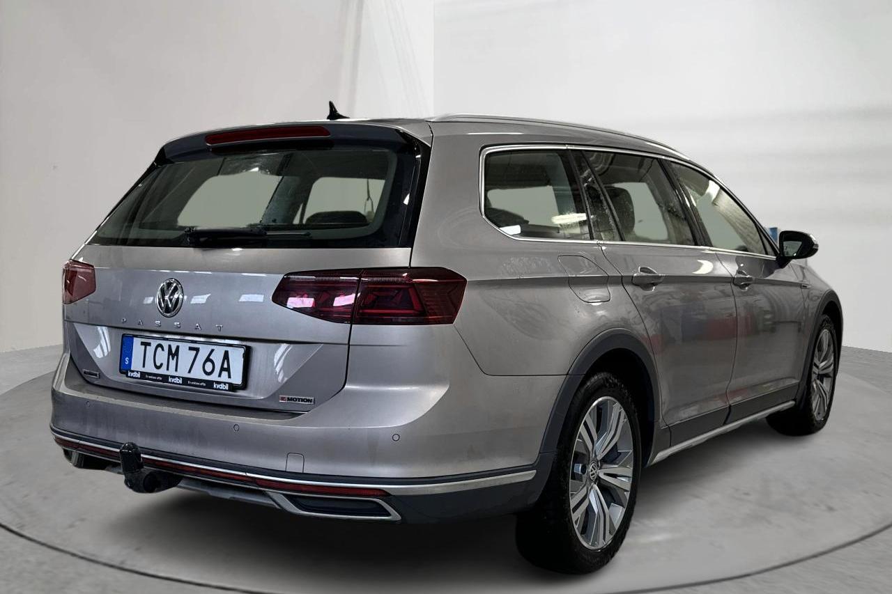 VW Passat Alltrack 2.0 TDI Sportscombi 4MOTION (190hk) - 99 010 km - Automatyczna - Light Brown - 2020