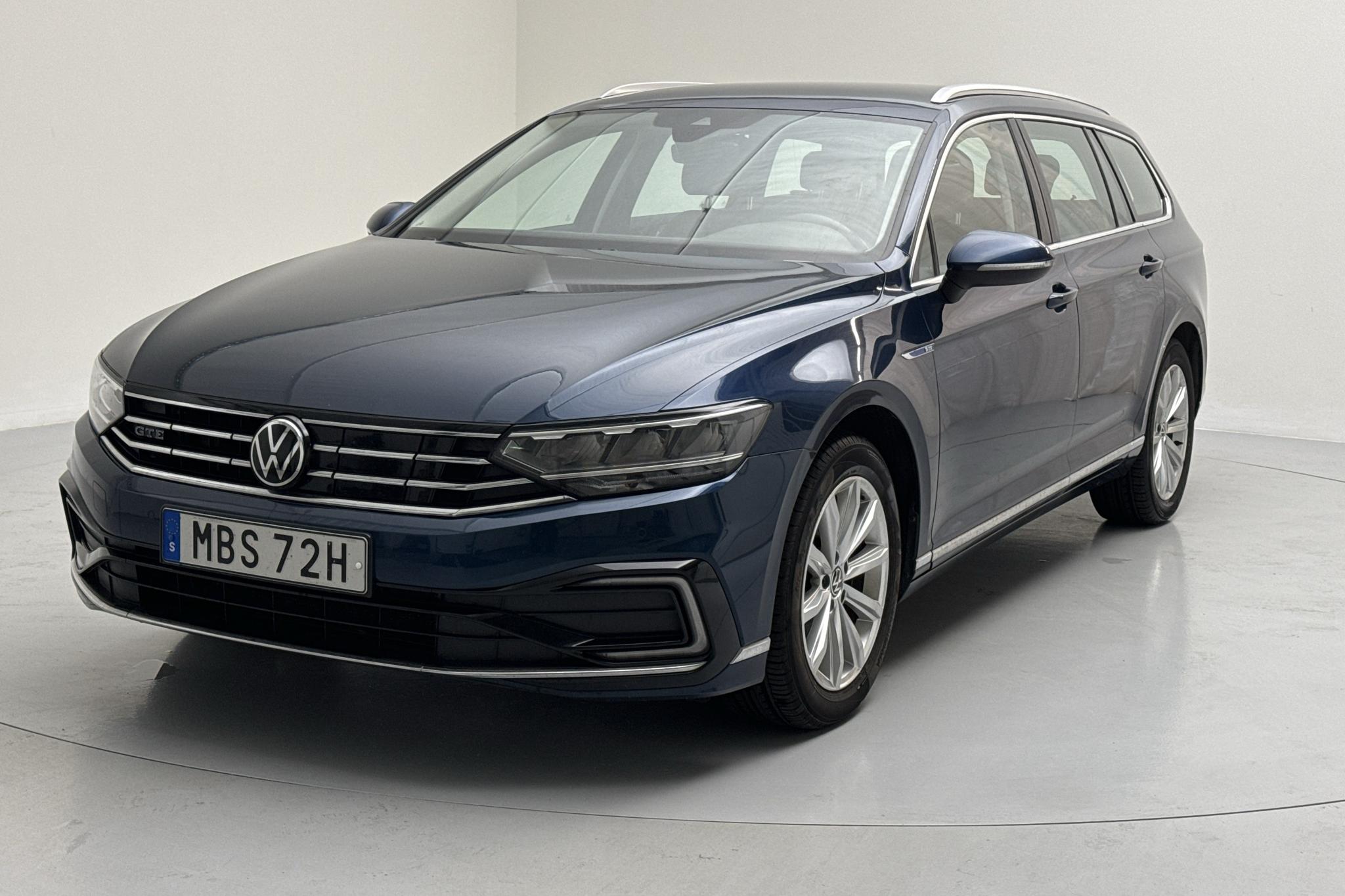 VW Passat 1.4 GTE Sportscombi (218hk) - 12 494 mil - Automat - blå - 2021