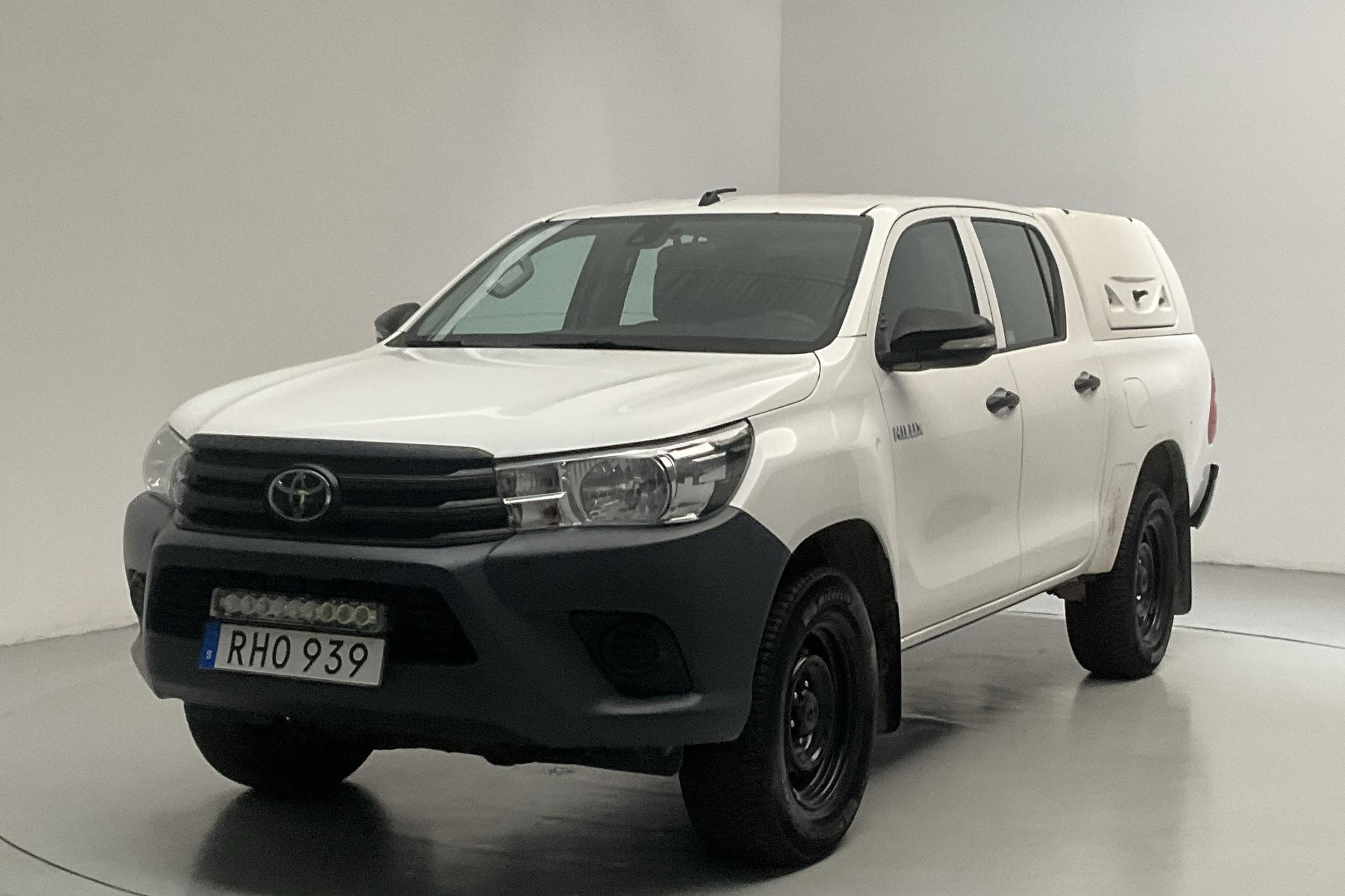 Toyota Hilux 2.4 D 4WD (150hk) - 154 270 km - Manualna - biały - 2016