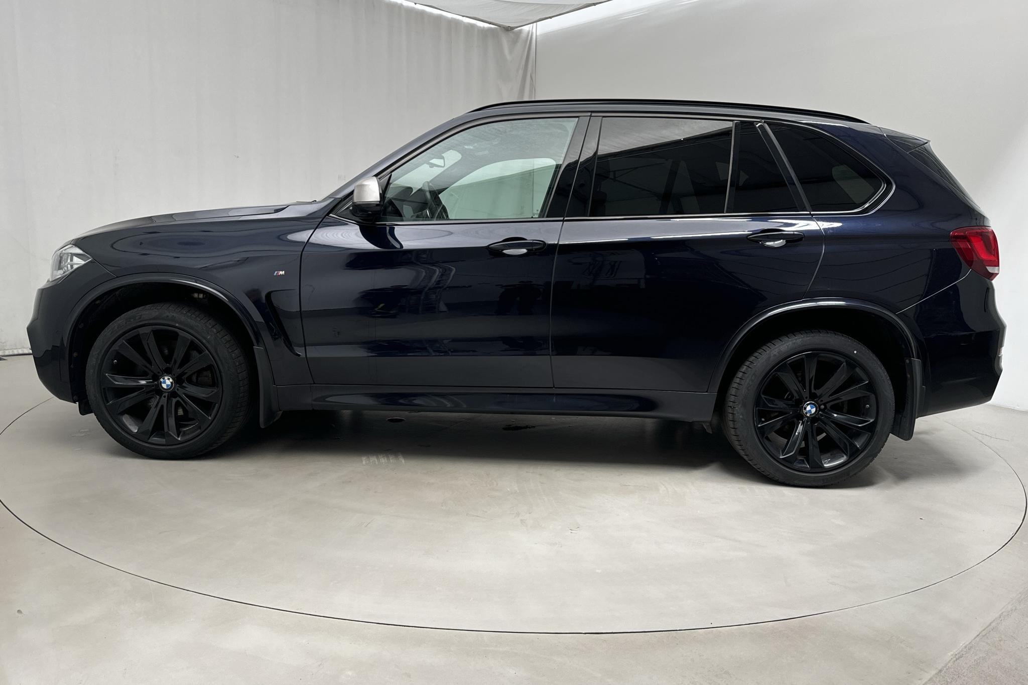 BMW X5 M50d, F15 (381hk) - 175 350 km - Automatyczna - czarny - 2016