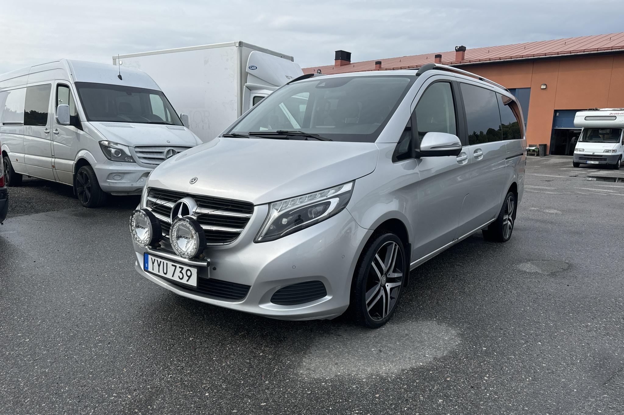 Mercedes V 220 d 4MATIC W447 (163hk) - 132 230 km - Automaattinen - hopea - 2018