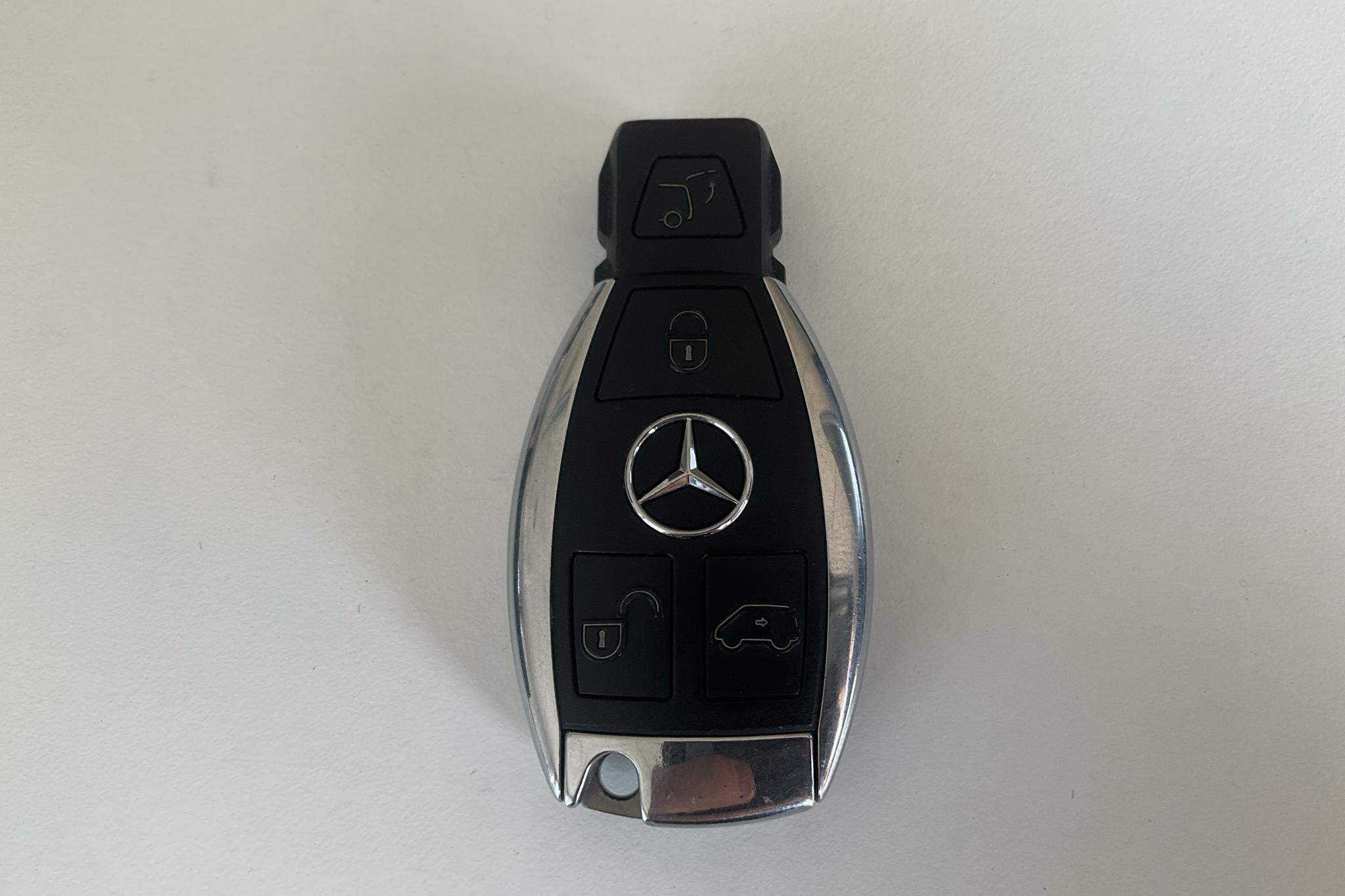 Mercedes V 220 d 4MATIC W447 (163hk) - 132 230 km - Automaattinen - hopea - 2018