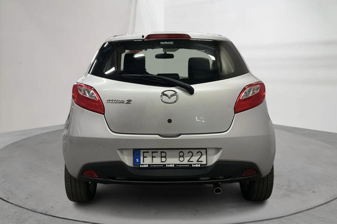 Mazda 2 1.3 5dr (75hk) - 124 360 km - Manualna - szary - 2010