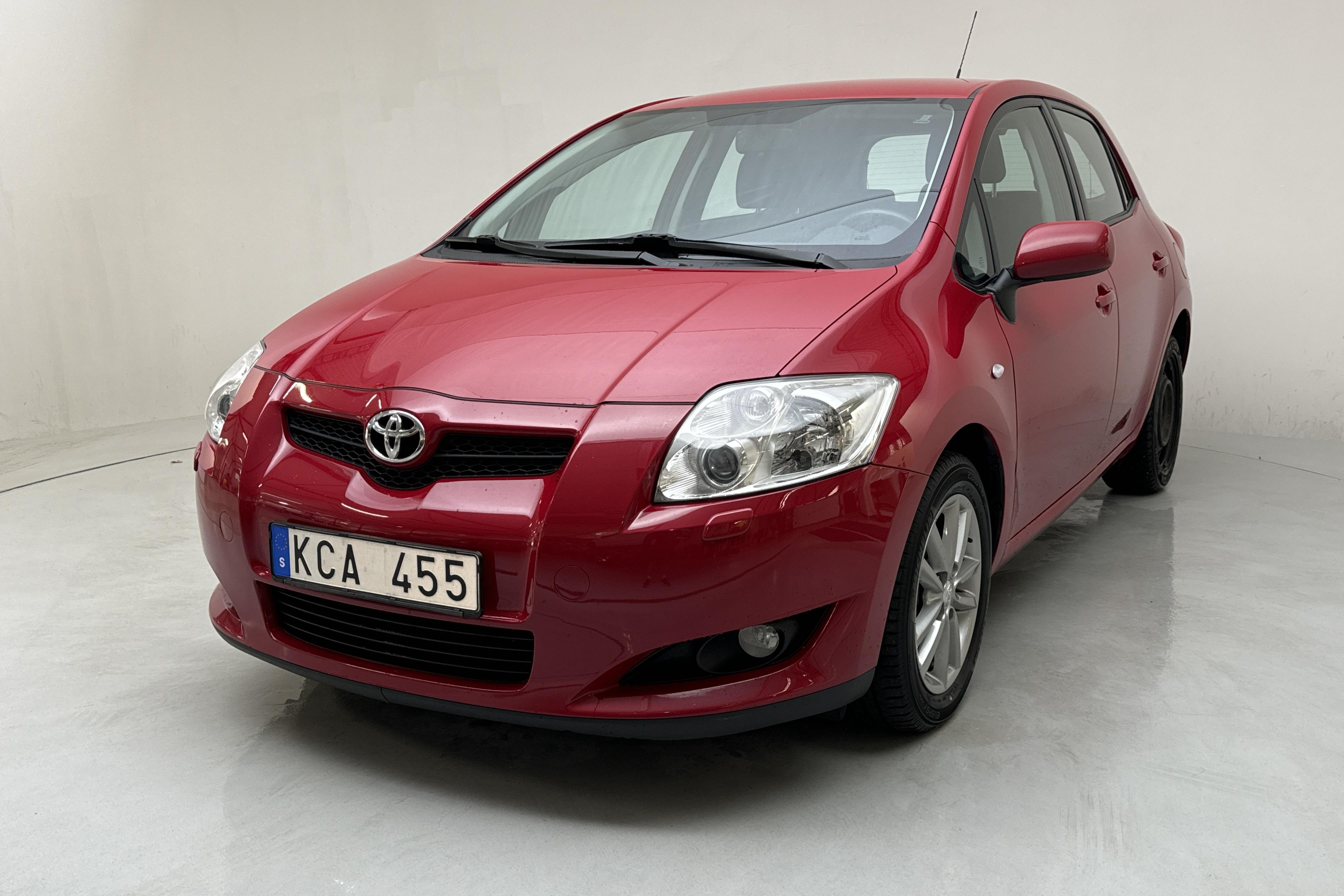 Toyota Auris 1.6 VVT-i 5dr (132hk) - 67 310 km - Käsitsi - punane - 2009