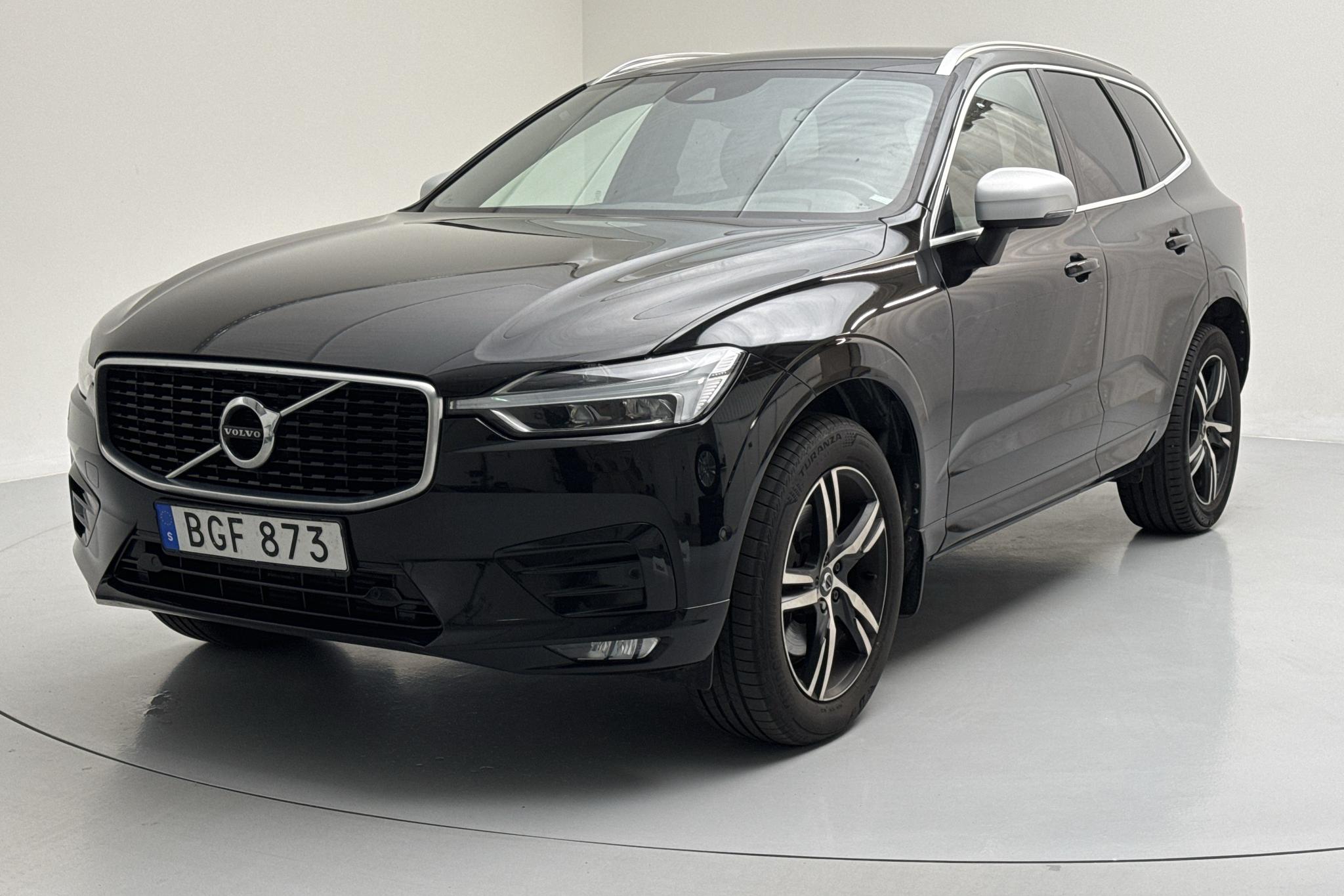 Volvo XC60 T5 AWD (250hk) - 14 481 mil - Automat - svart - 2018