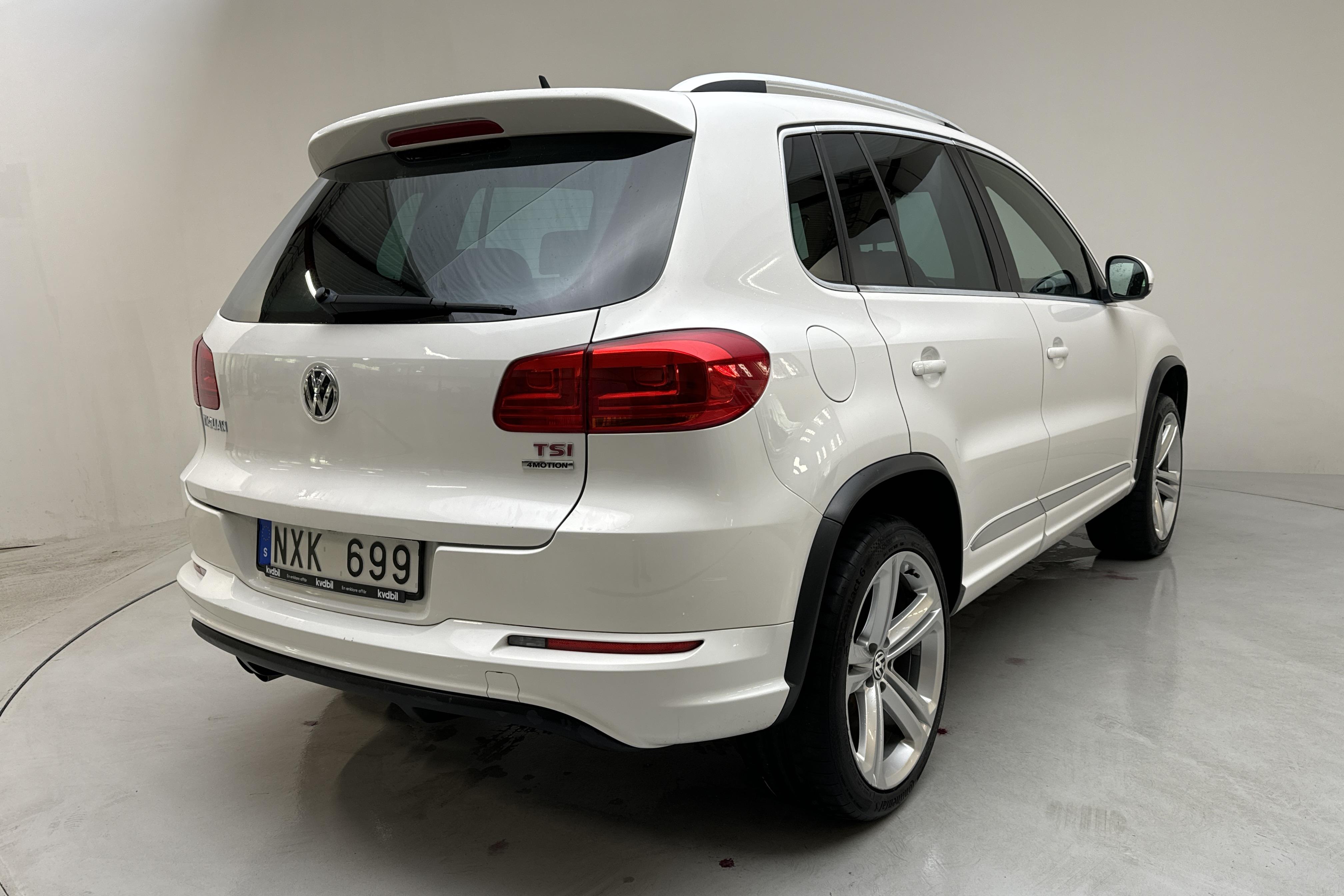 VW Tiguan 1.4 TSI 4MOTION (160hk) - 139 140 km - Manual - white - 2014