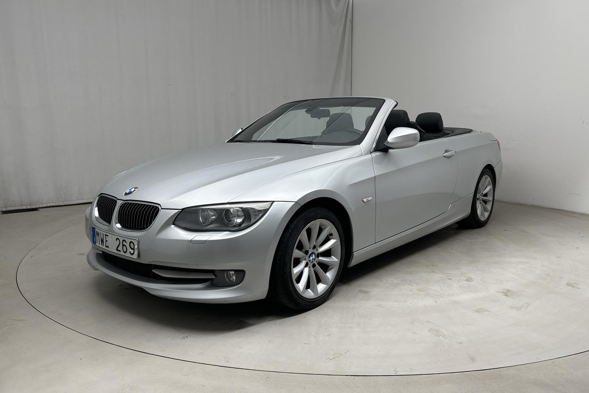 BMW 325i Cabriolet, E93 (218hk) - 88 740 km - Manuaalinen - Light Grey - 2012