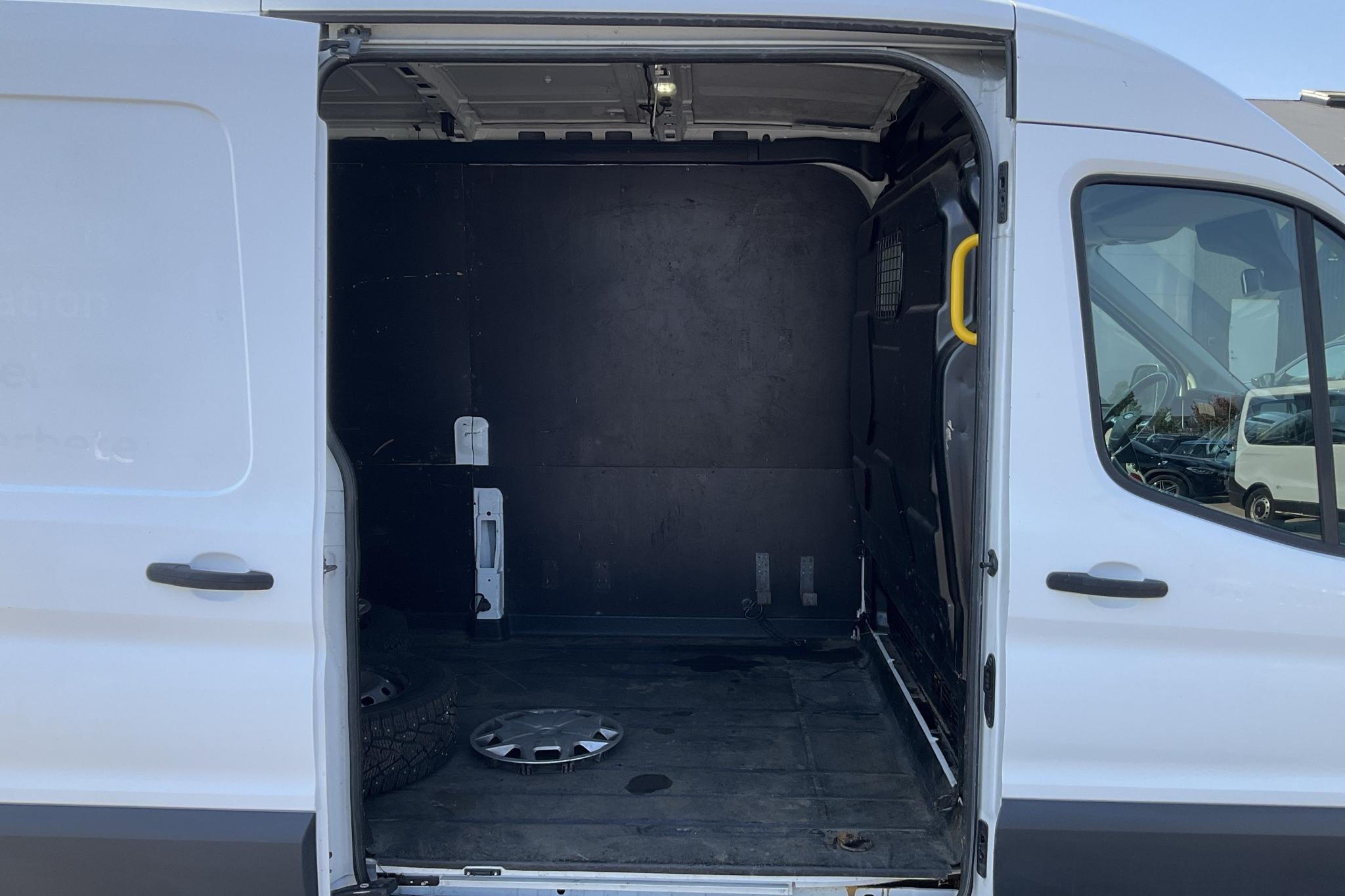 Ford Transit 310 2.2 TDCi Skåp (125hk) - 84 310 km - Käsitsi - valge - 2014