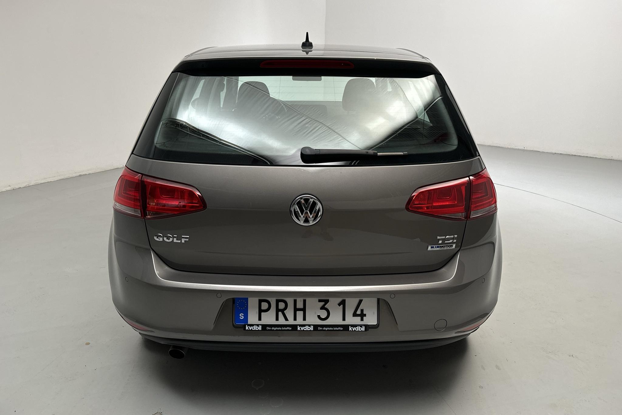 VW Golf VII 1.2 TSI 5dr (110hk) - 40 060 km - Manualna - szary - 2017