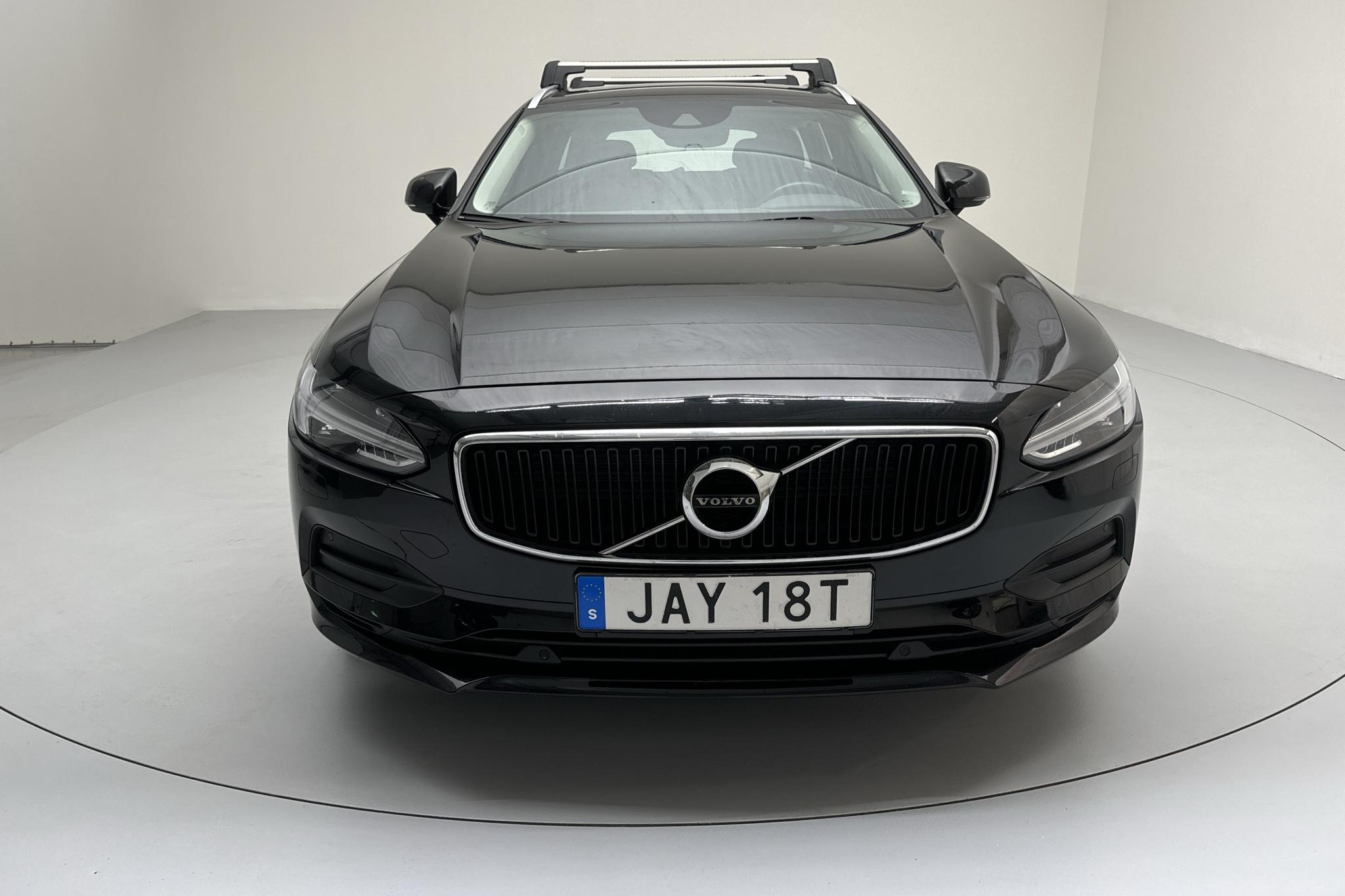 Volvo V90 D3 (150hk) - 140 610 km - Manual - black - 2020