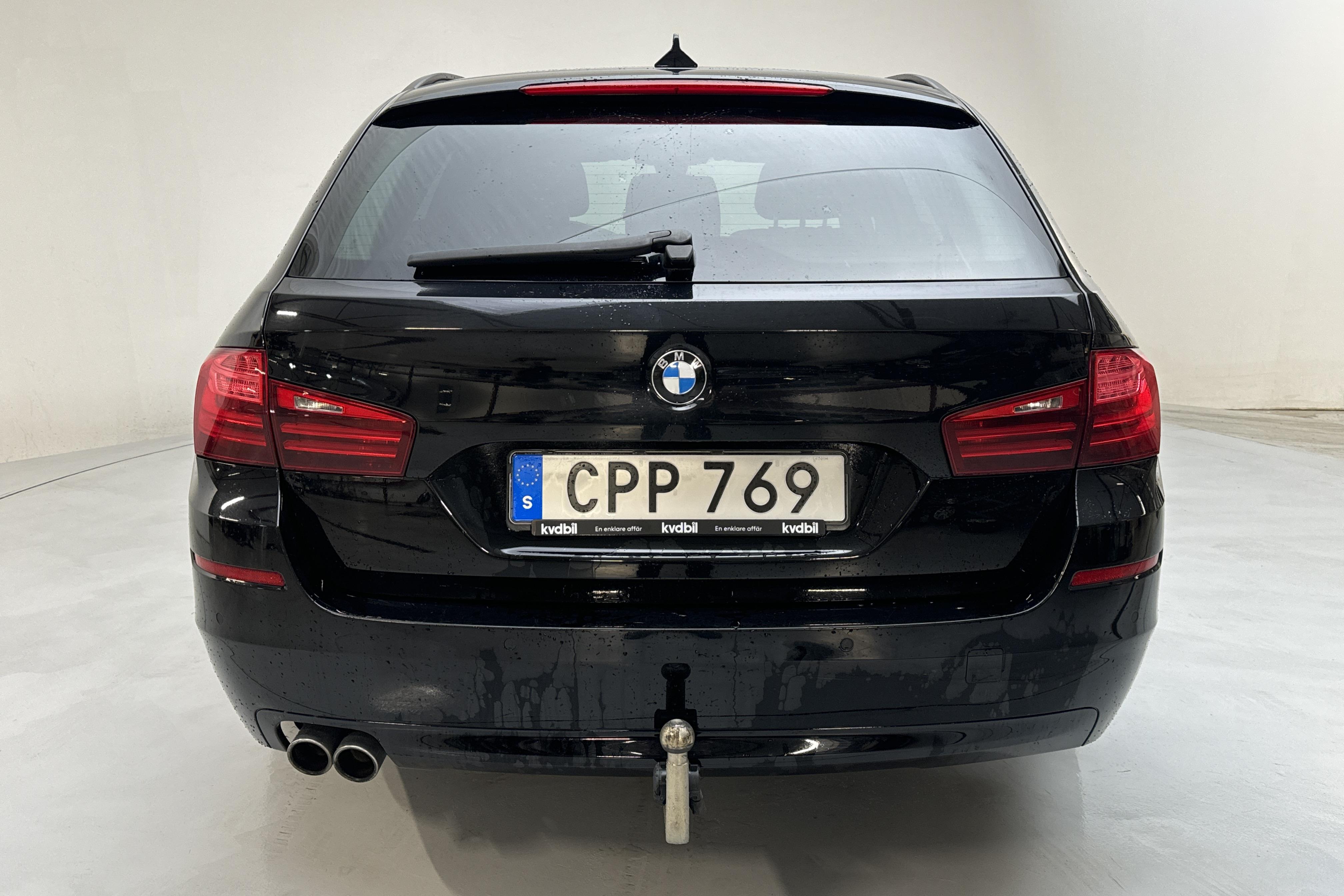 BMW 520d Touring, F11 (184hk) - 116 700 km - Automatyczna - czarny - 2014