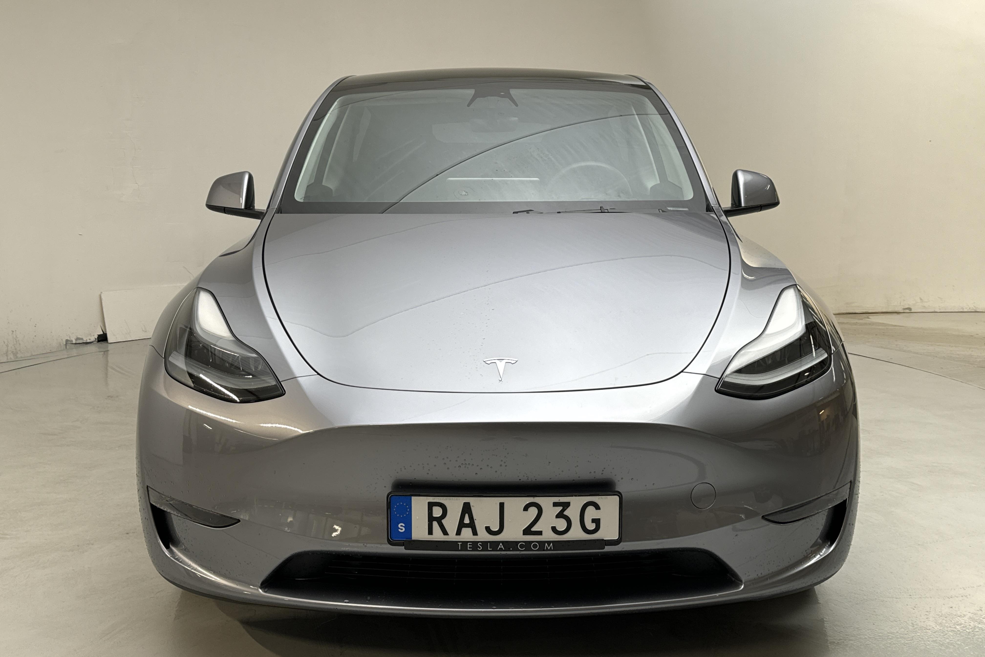 Tesla Model Y Performance Dual Motor AWD - 31 780 km - Automatic - gray - 2023