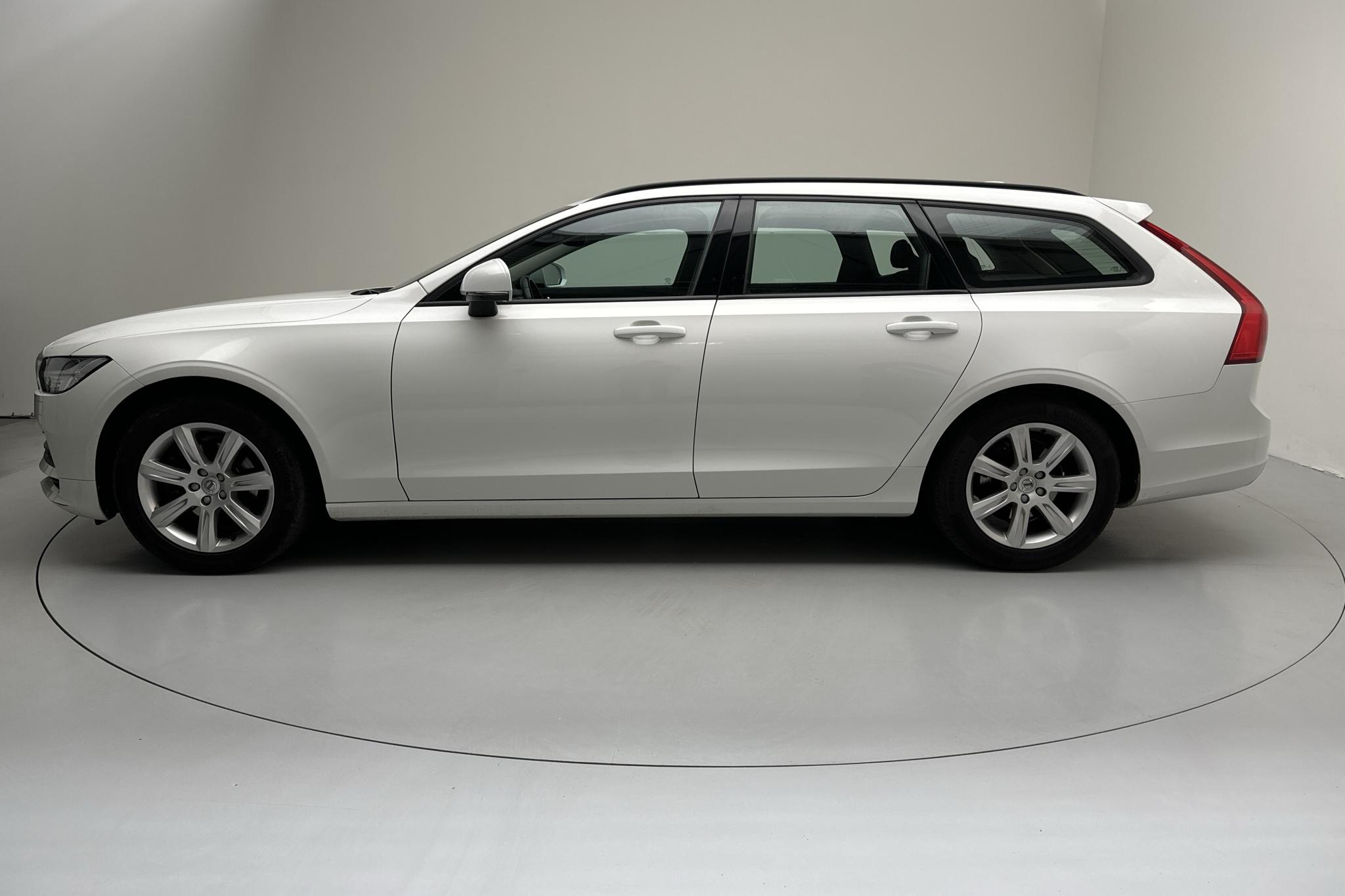 Volvo V90 D3 (150hk) - 83 060 km - Automaatne - valge - 2018