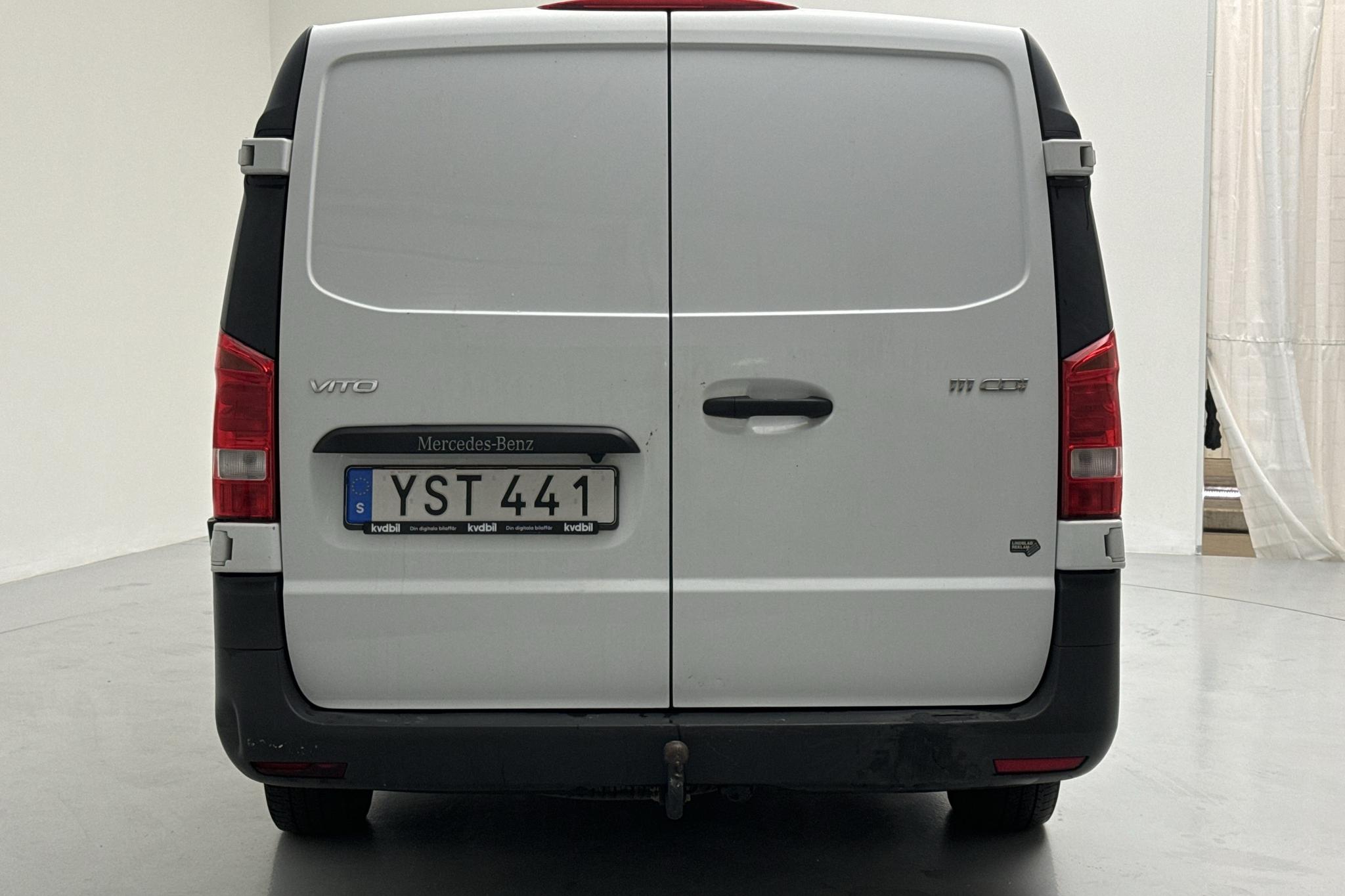 Mercedes Vito 111 CDI W640 (114hk) - 119 410 km - Käsitsi - valge - 2018