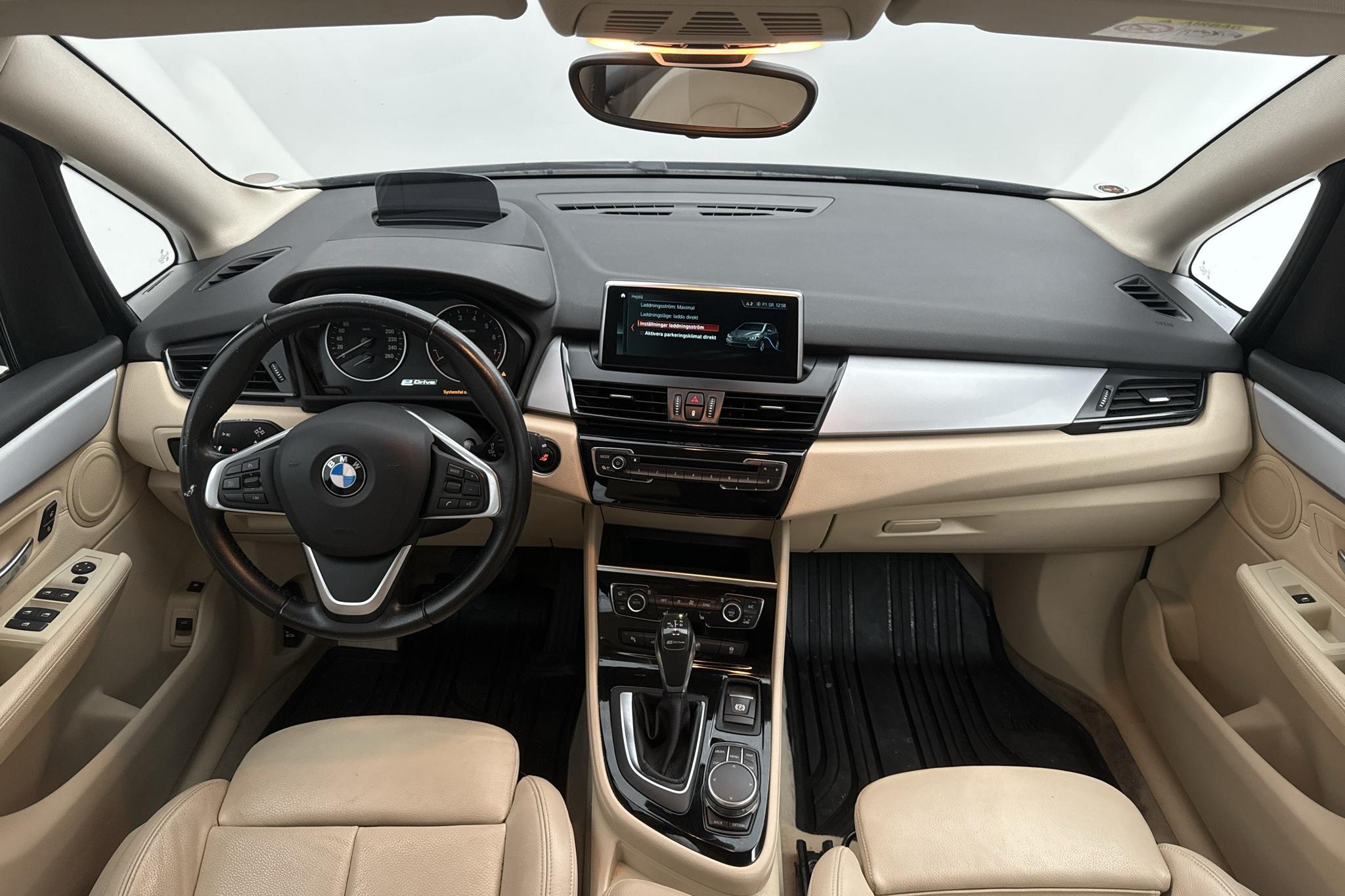 BMW 225xe Active Tourer, F45 (224hk) - 42 880 km - Automaatne - sinine - 2018