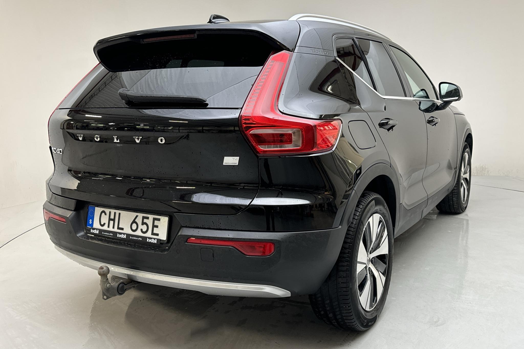 Volvo XC40 T4 2WD Twin Engine (211hk) - 96 230 km - Automatic - black - 2021