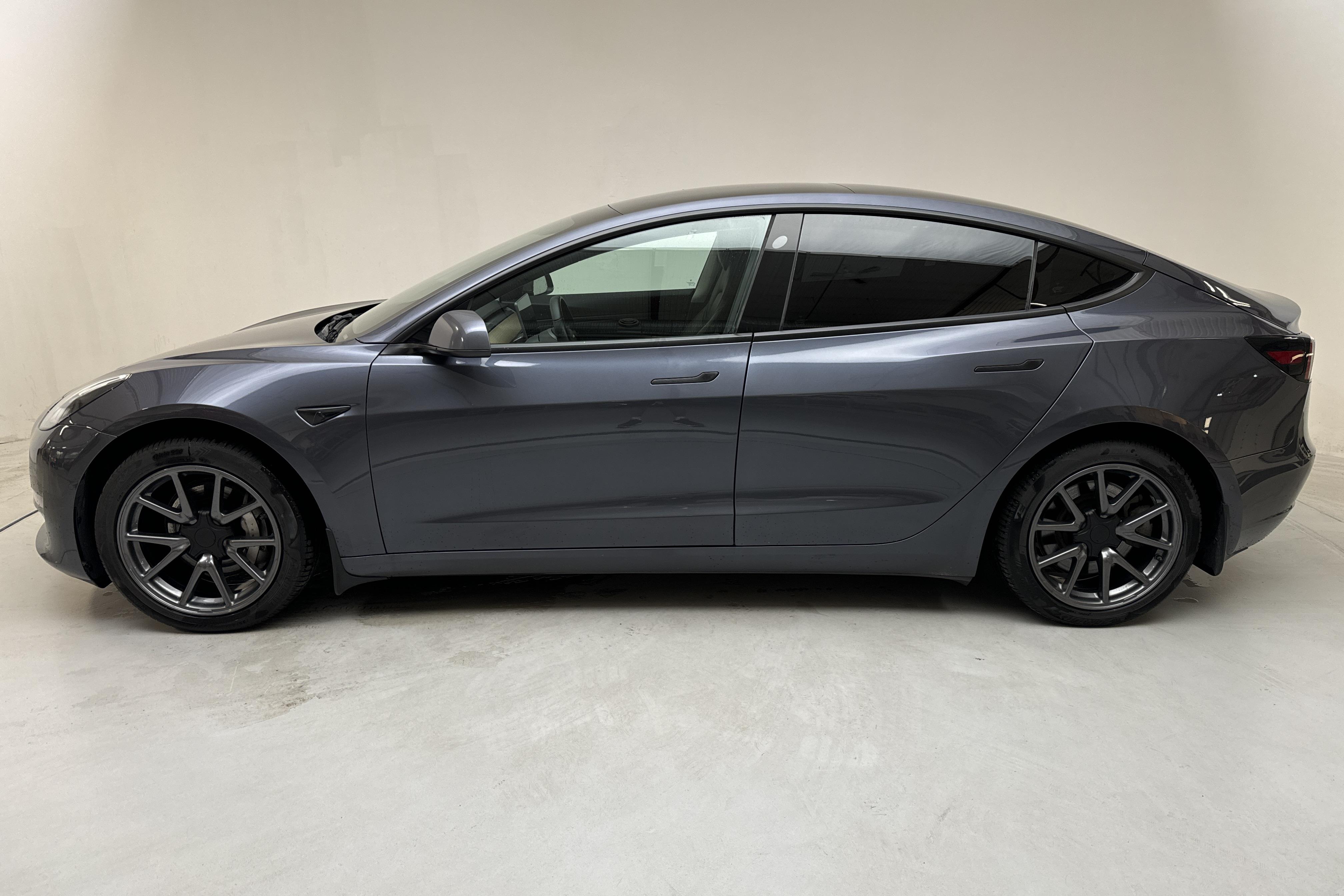 Tesla Model 3 Long Range Dual Motor AWD - 154 820 km - Automatyczna - szary - 2020