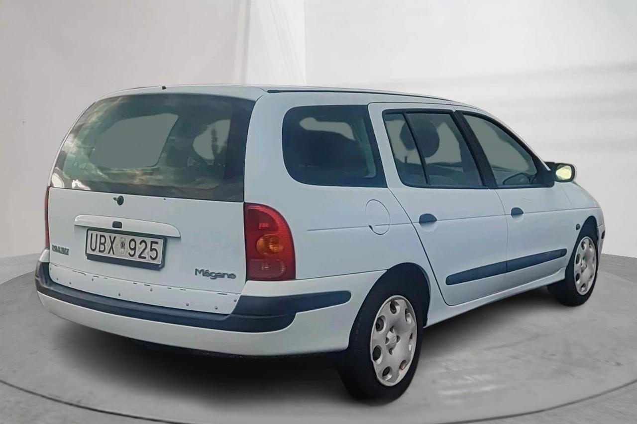 Renault Mégane 1.6 16V Kombi (107hk) - 69 300 km - Manuaalinen - valkoinen - 2003