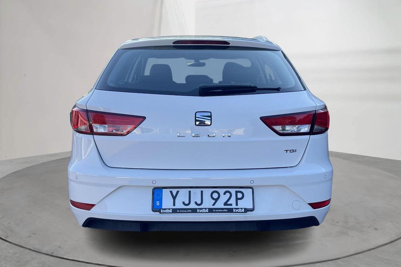 Seat Leon 1.5 TGI ST (130hk) - 598 mil - Manuell - vit - 2020