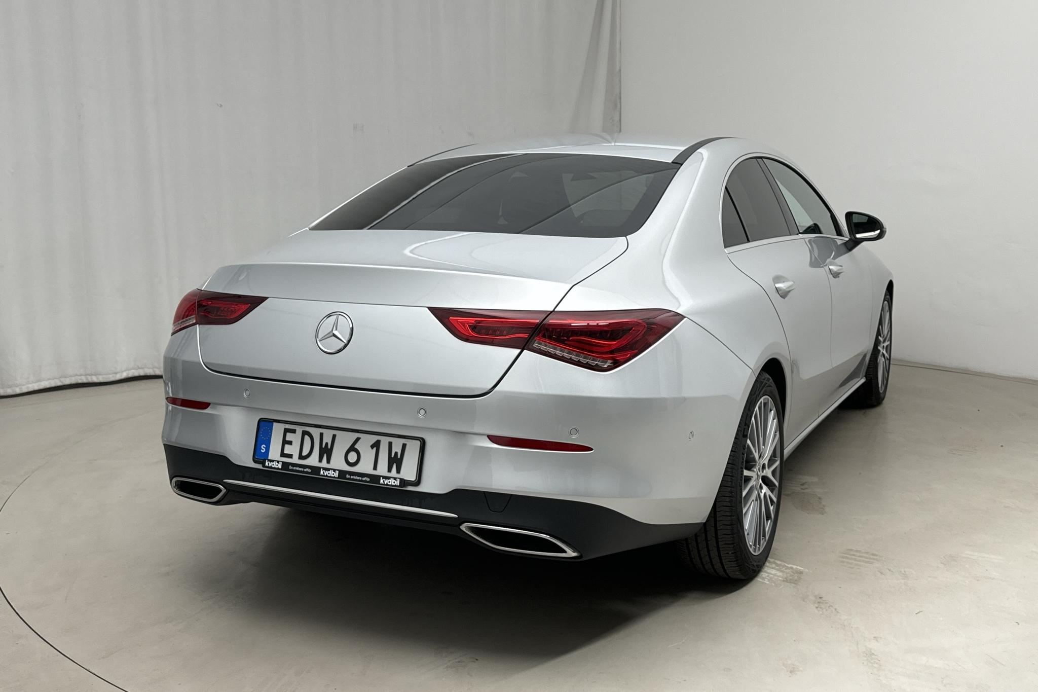 Mercedes CLA 200 4MATIC (163hk) - 9 590 km - Automaatne - hõbe