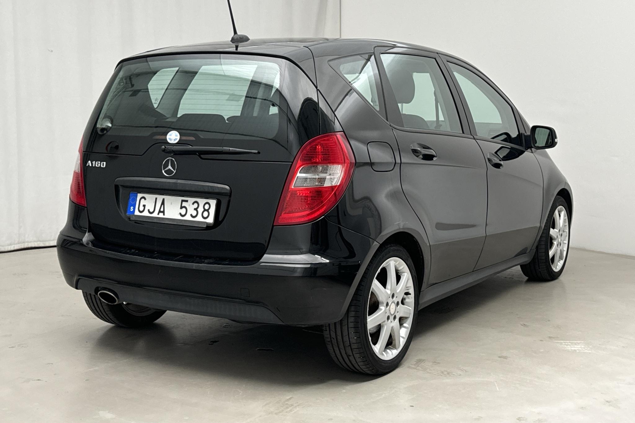 Mercedes A 160 5dr W169 (95hk) - 84 090 km - Automatyczna - czarny - 2012