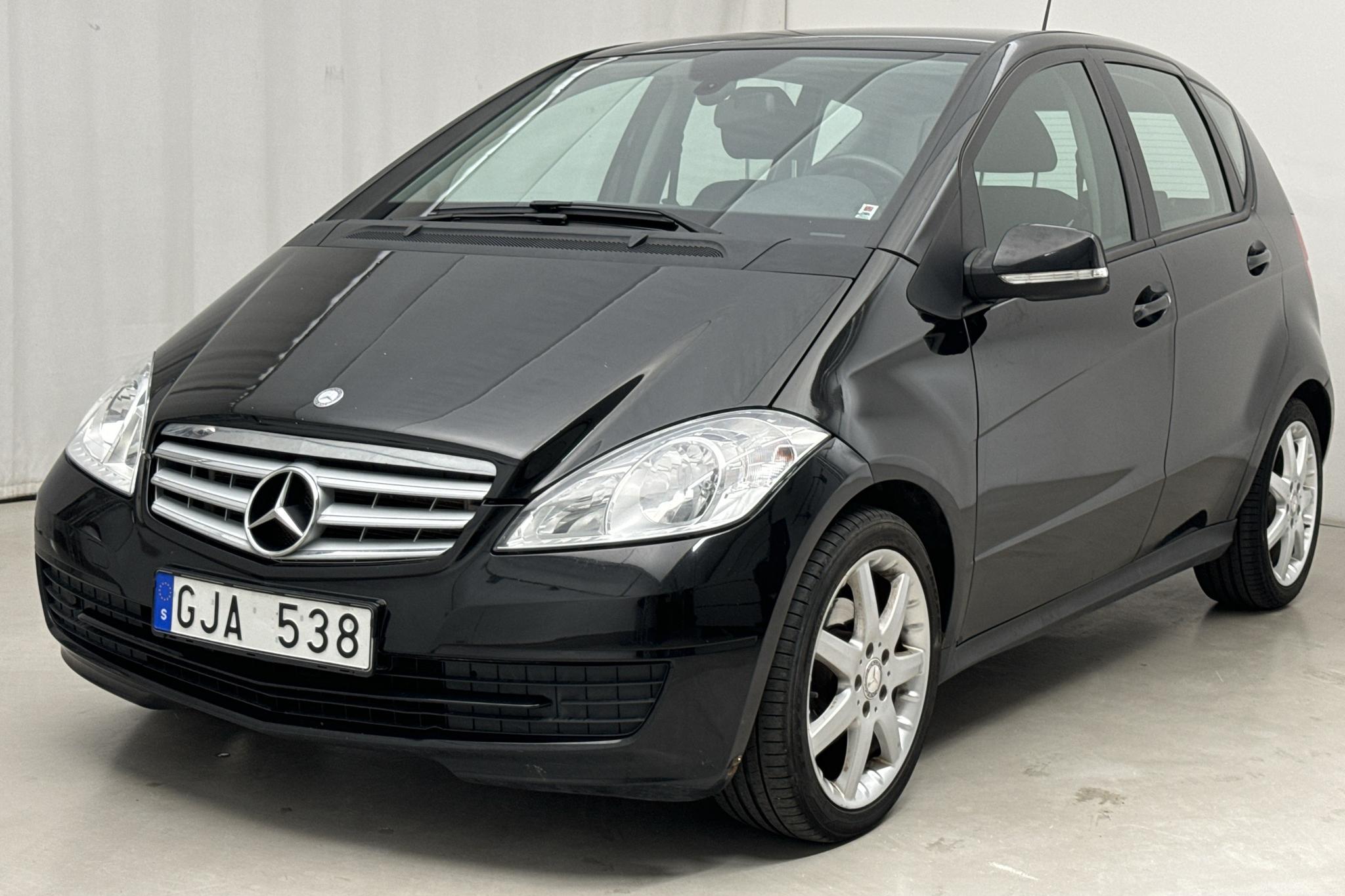 Mercedes A 160 5dr W169 (95hk) - 84 090 km - Automatyczna - czarny - 2012