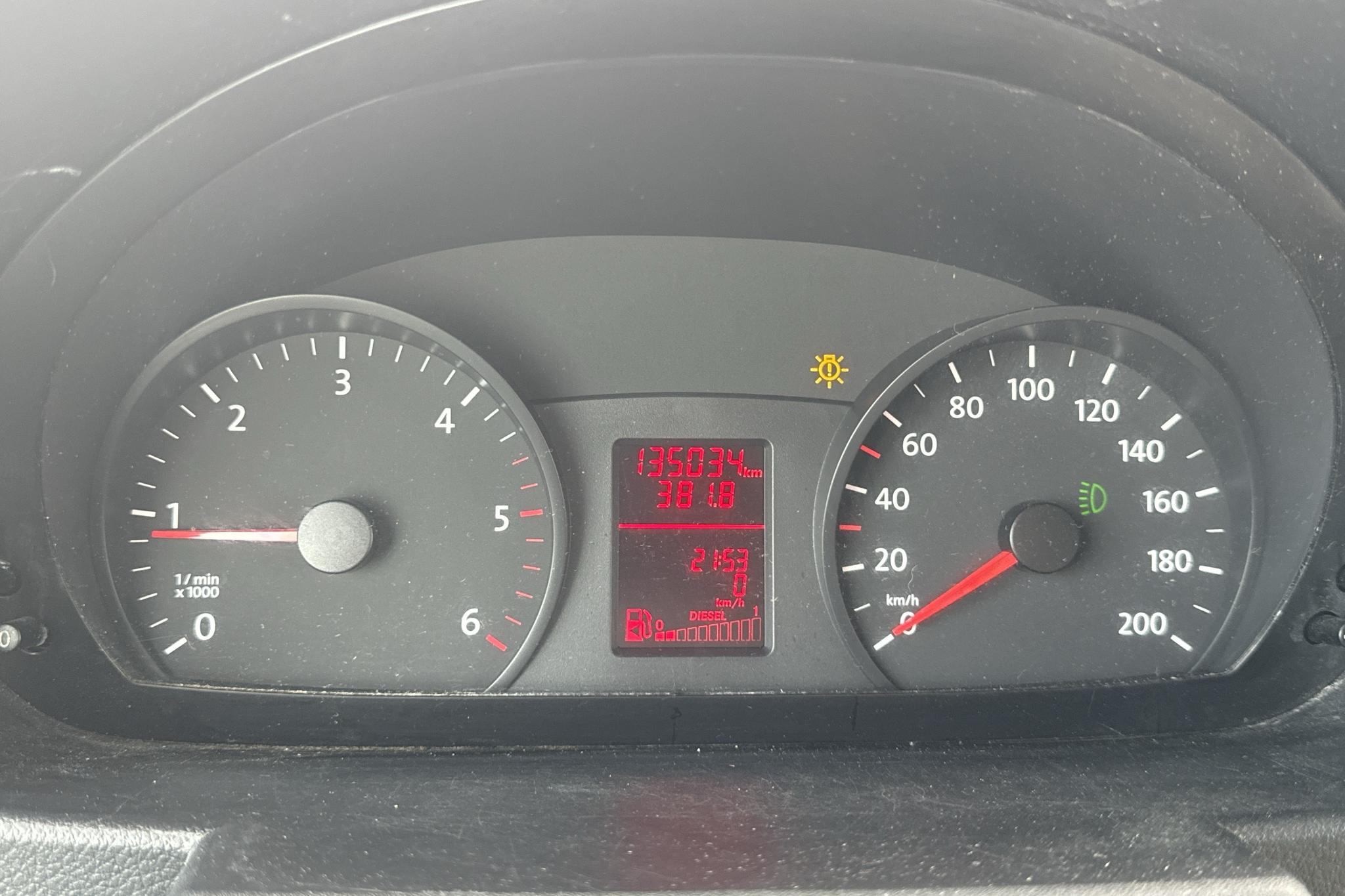 VW Crafter 35 2.0 TDI Volymskåp (163hk) - 135 040 km - Manualna - biały - 2012