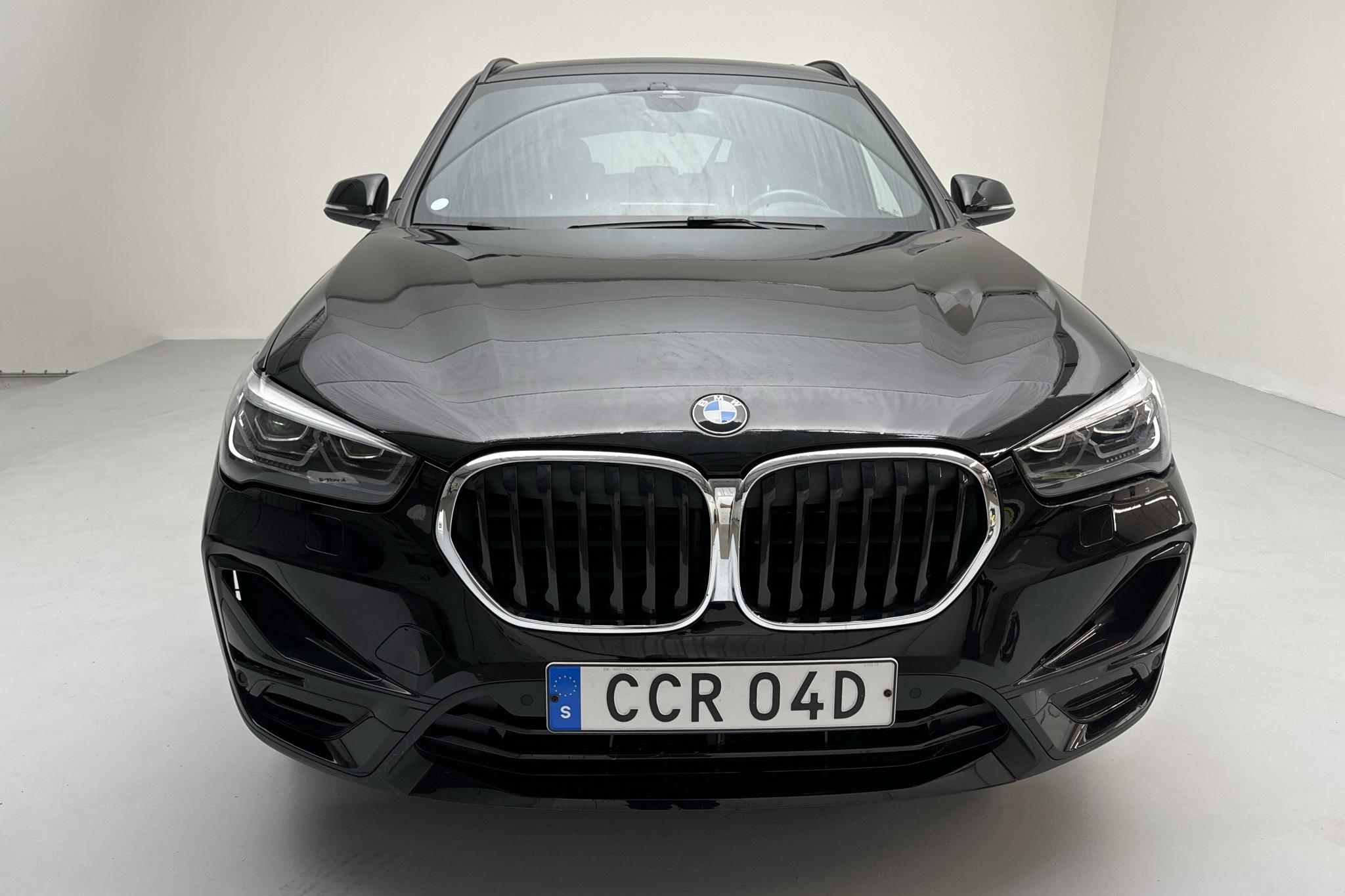 BMW X1 xDrive25e 9,7 kWh LCI, F48 (220hk) - 31 460 km - Automaatne - must - 2021