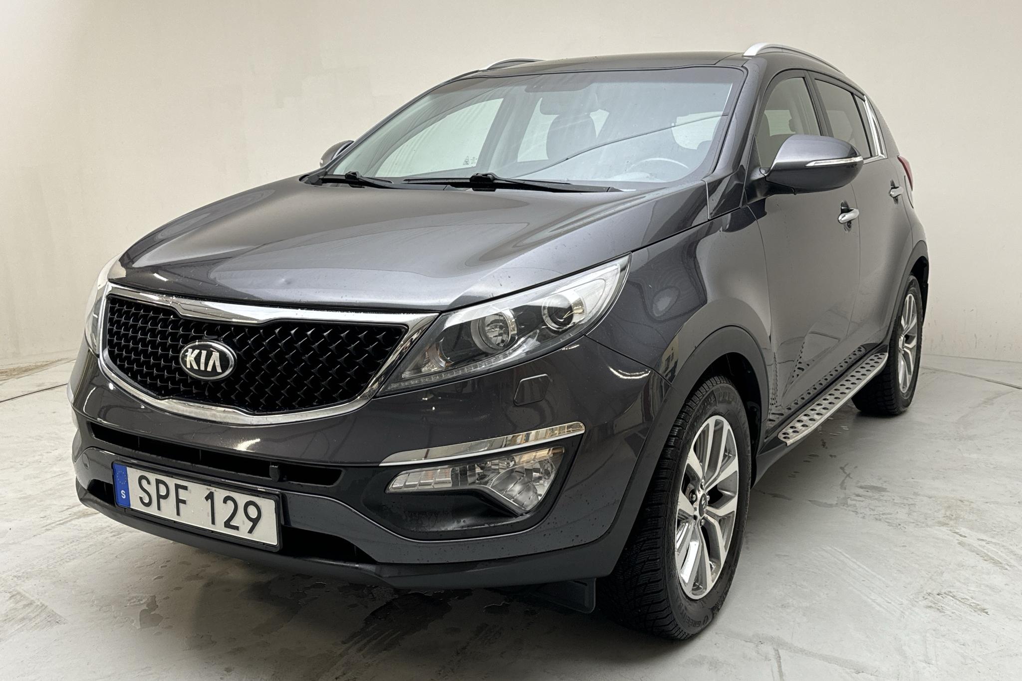 KIA Sportage 1.7 CRDi 2WD (115hk) - 17 130 mil - Manuell - grå - 2015