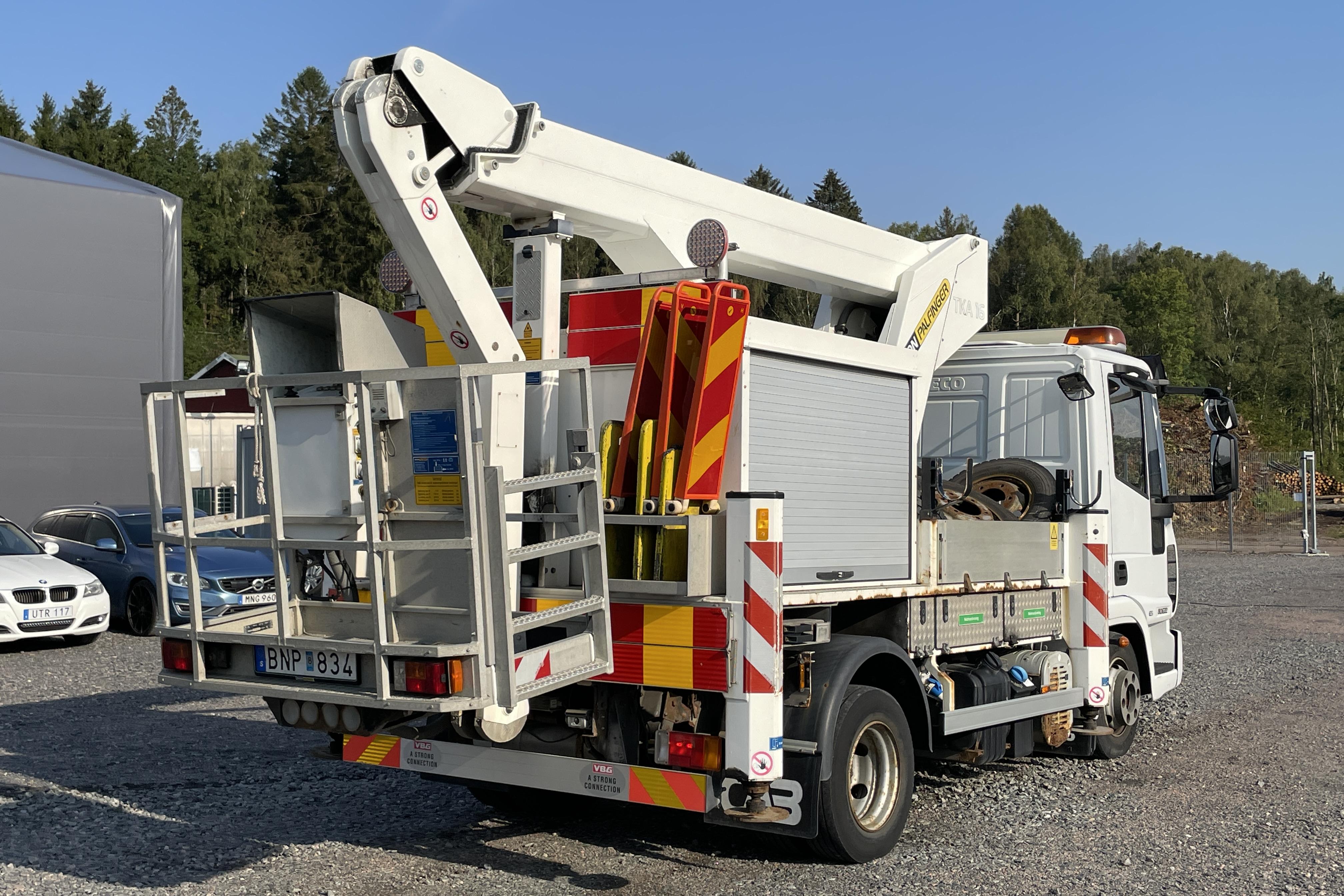 IVECO ML80E22 Skylift Palfinger Bison TKA16 - 91 127 km - Automaatne - valge - 2009