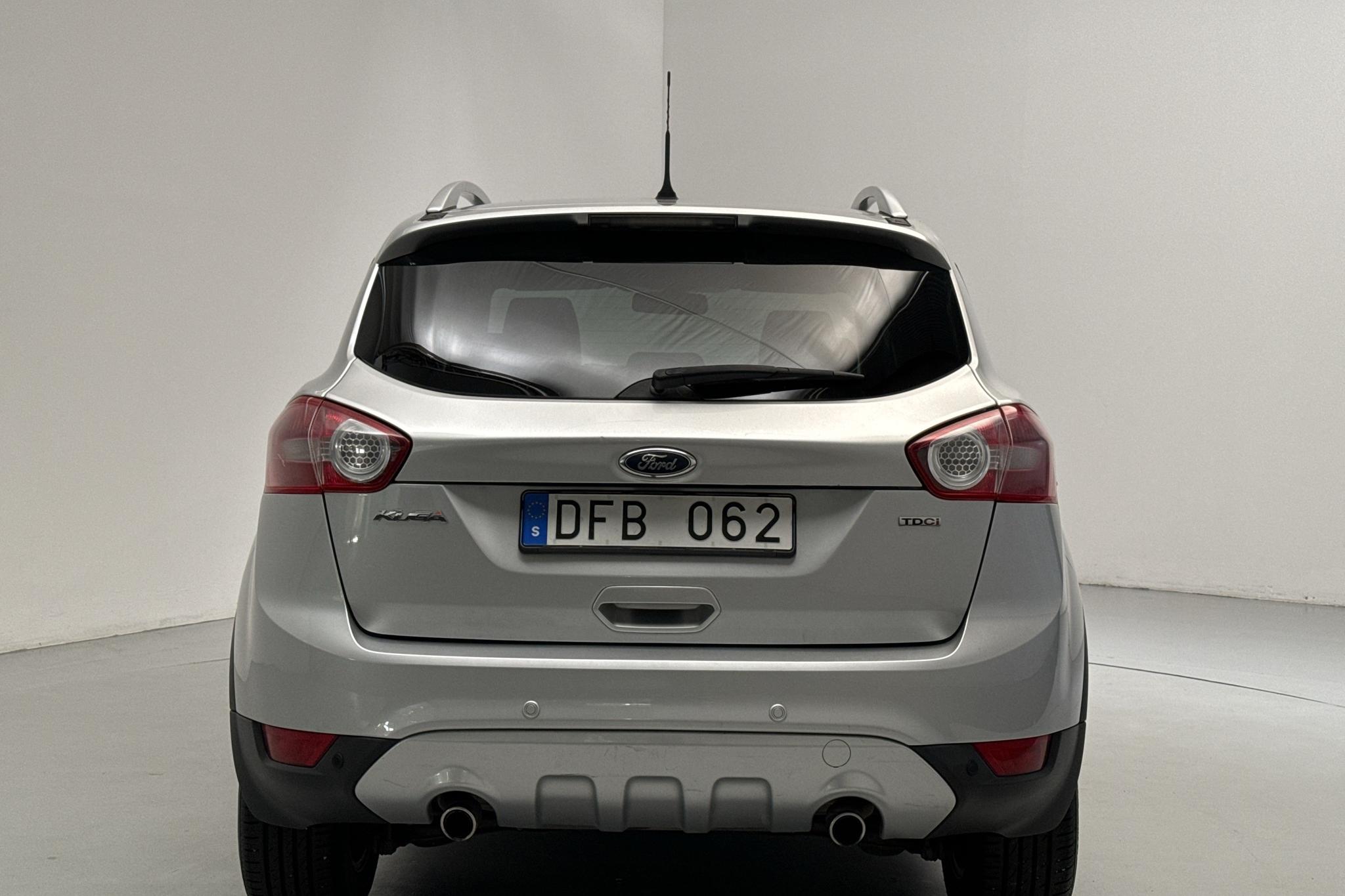 Ford Kuga 2.0 TDCi AWD (163hk) - 138 340 km - Automaattinen - harmaa - 2011