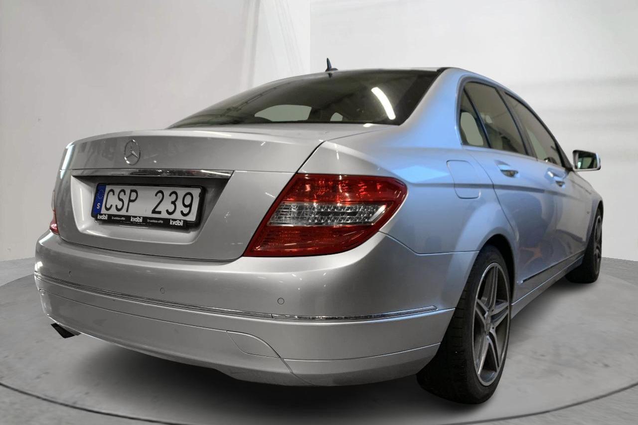 Mercedes C 180 Kompressor W204 (156hk) - 152 300 km - Automaatne - hõbe - 2009