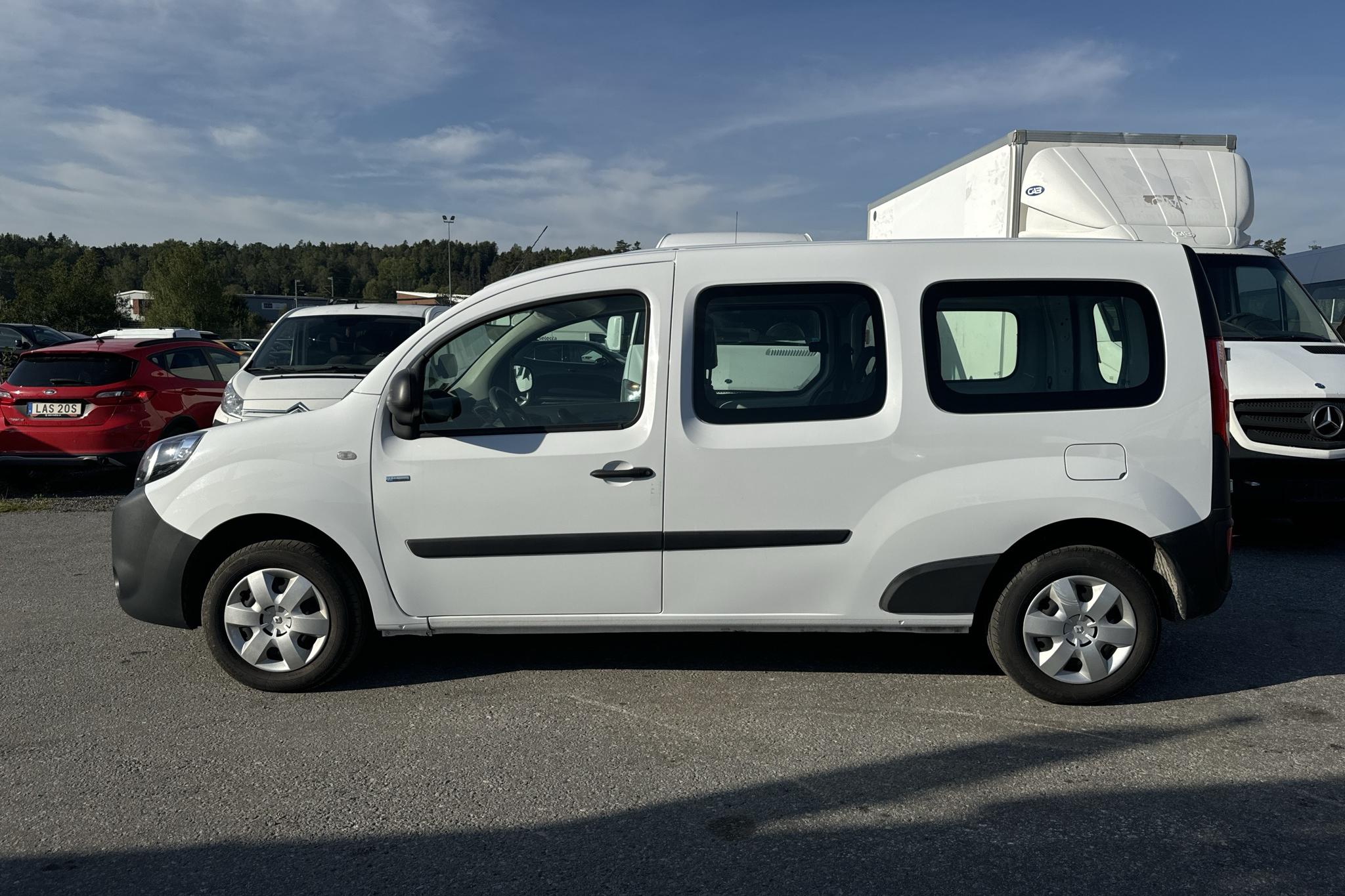 Renault Kangoo Z.E Power Plus 33 kWh Maxi Skåp (60hk) - 59 980 km - Automatyczna - biały - 2021