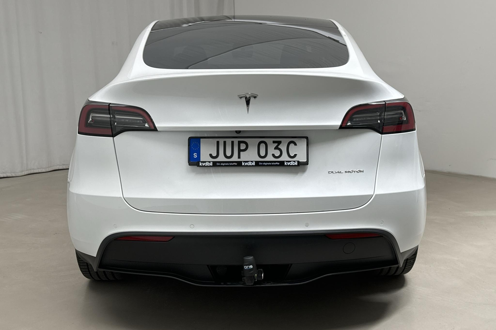 Tesla Model Y Long Range Dual Motor AWD - 100 520 km - Automaattinen - valkoinen - 2021