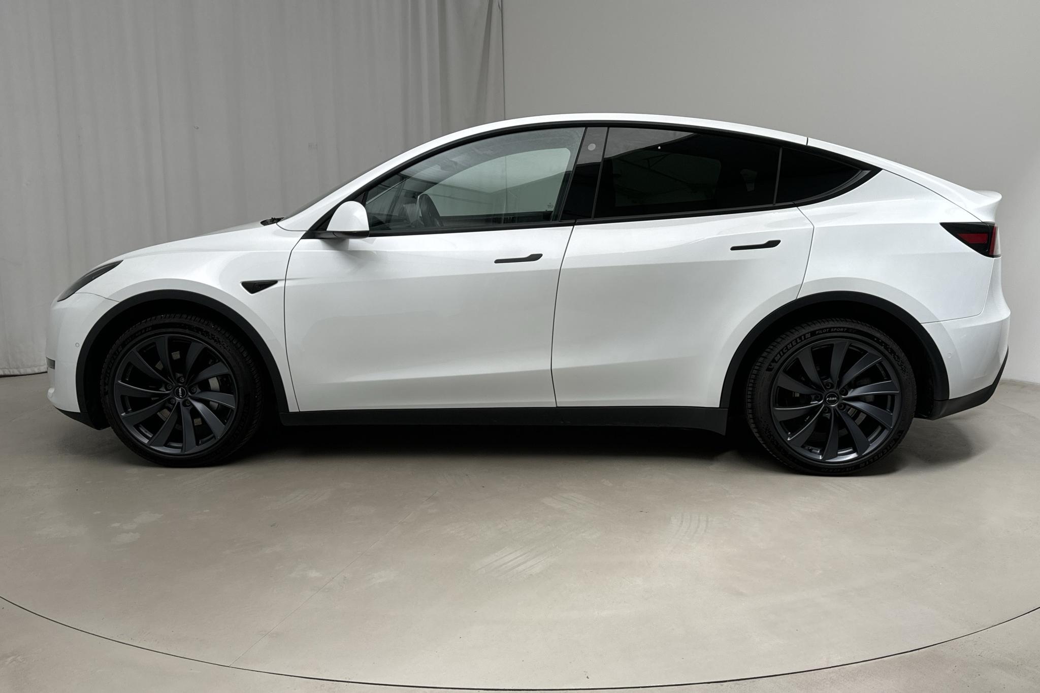 Tesla Model Y Long Range Dual Motor AWD - 100 520 km - Automatic - white - 2021