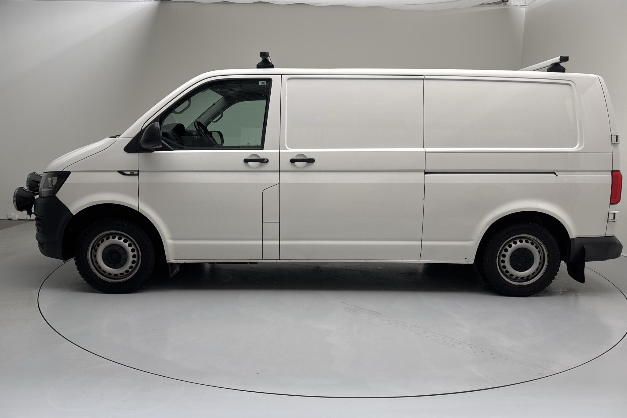 VW Transporter T6 2.0 TDI BMT Skåp 4MOTION (150hk) - 198 800 km - Automaattinen - valkoinen - 2017