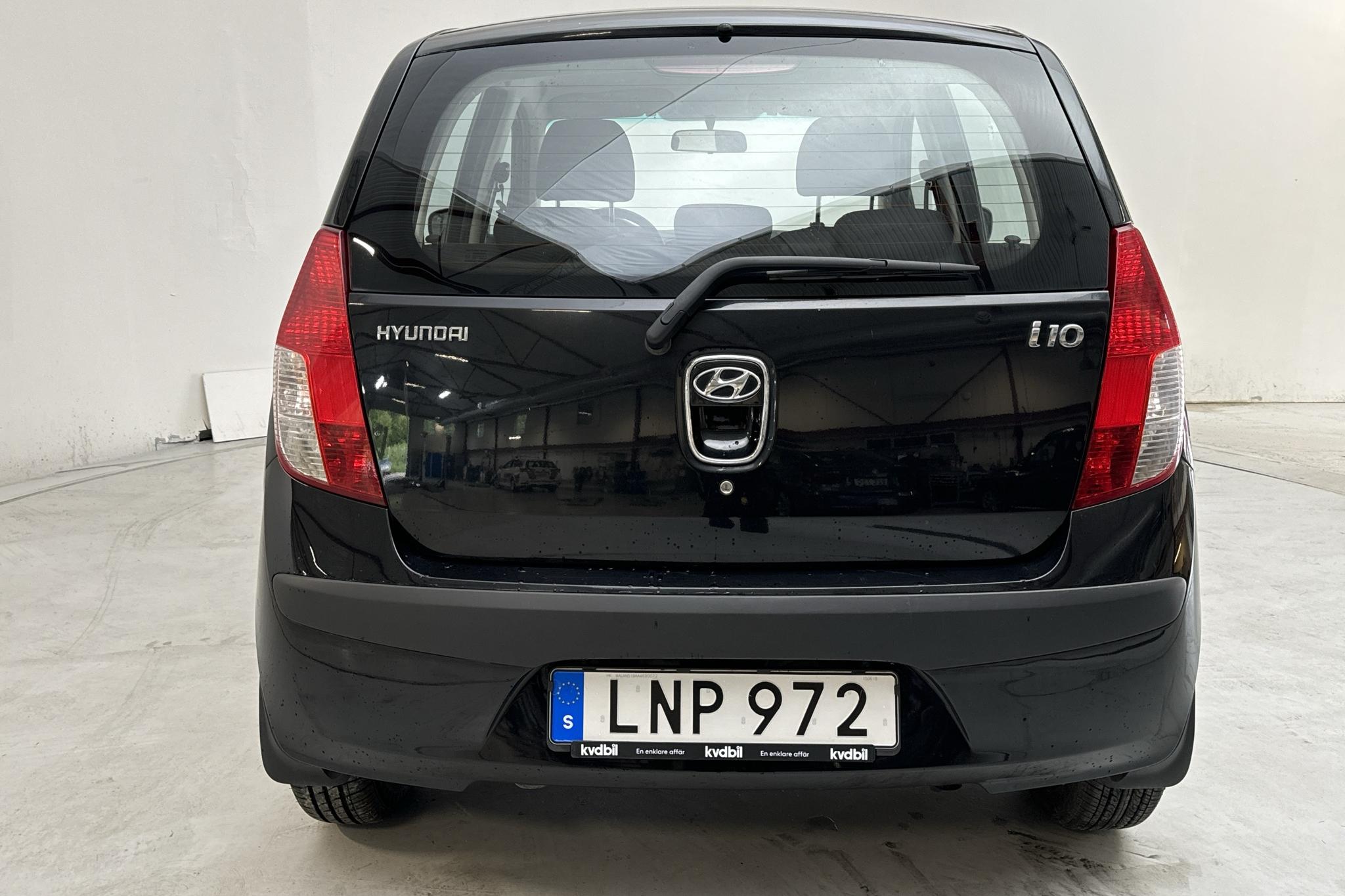 Hyundai i10 1.1 (67hk) - 129 620 km - Manuaalinen - musta - 2010