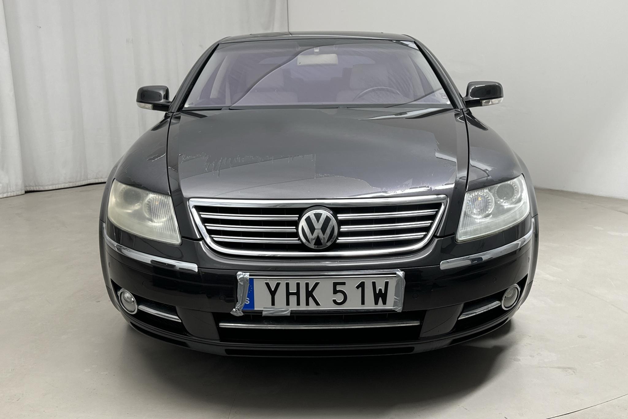 VW Phaeton 6.0 W12 (450hk) - 11 821 mil - Automat - Dark Brown - 2009