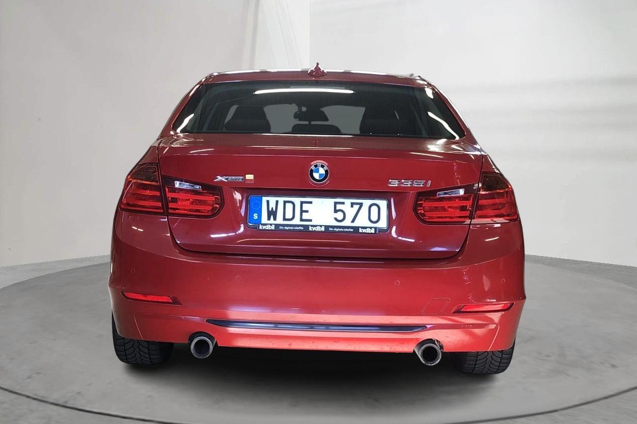 BMW 335i xDrive Sedan, F30 (306hk) - 173 060 km - Manualna - czerwony - 2013