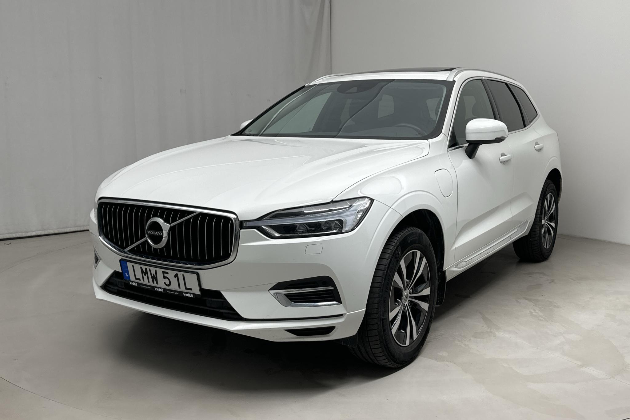 Volvo XC60 T6 AWD Recharge (340hk) - 85 230 km - Automaatne - valge - 2021