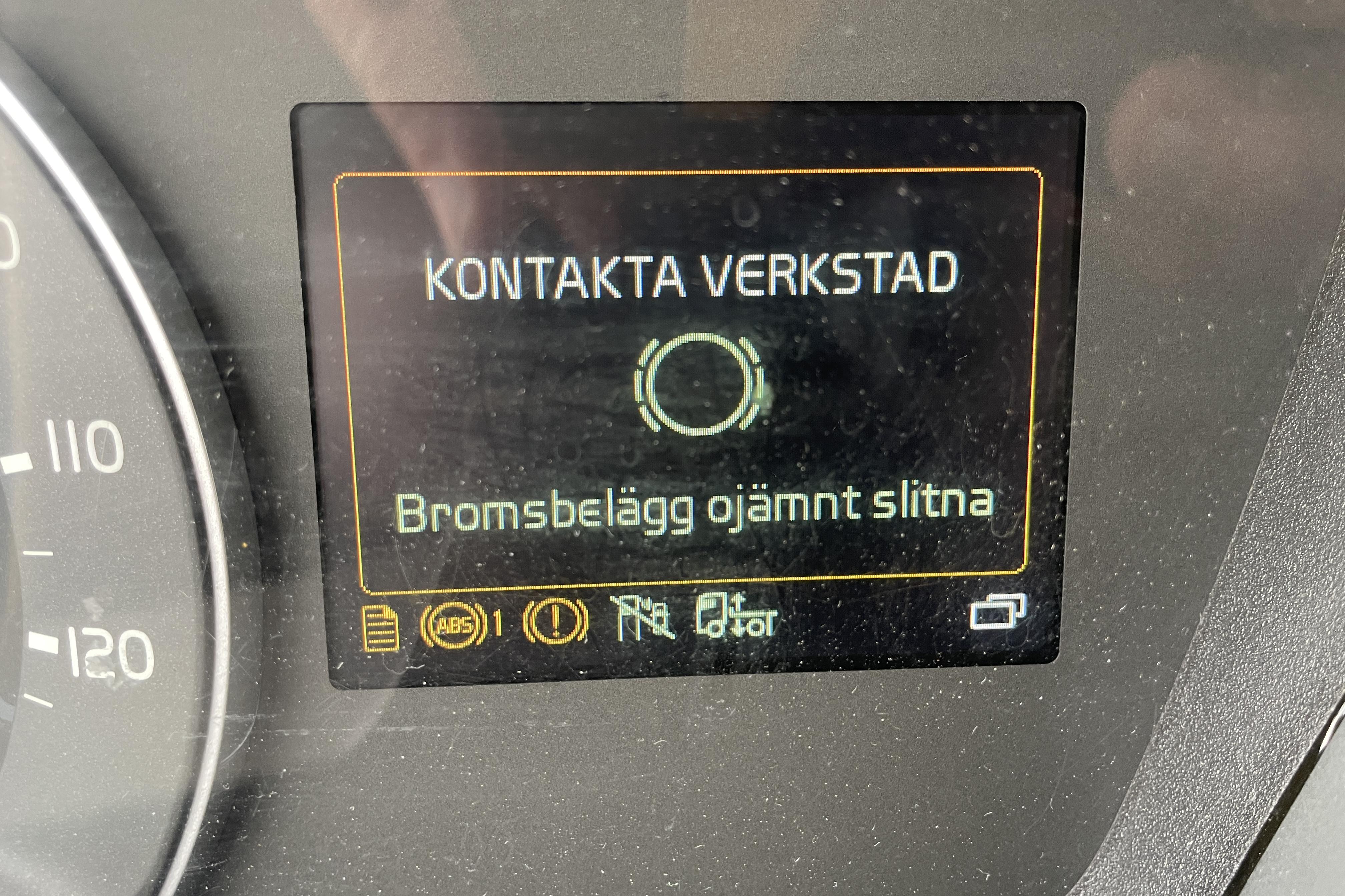 Volvo FH540 - 987 805 km - Automat - svart - 2014