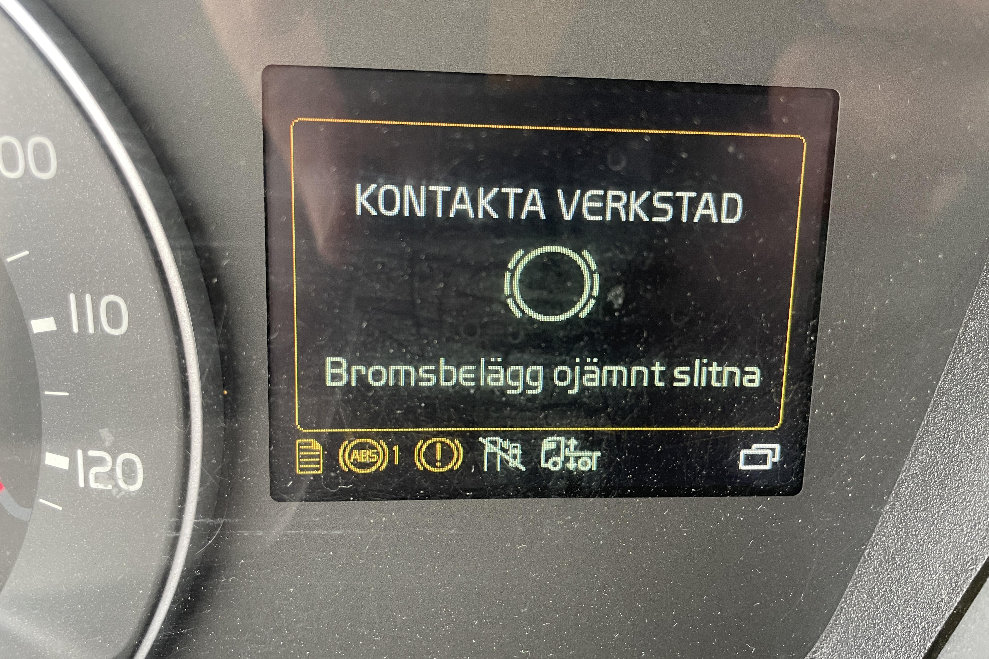 Volvo FH540 - 987 805 km - Automaattinen - musta - 2014